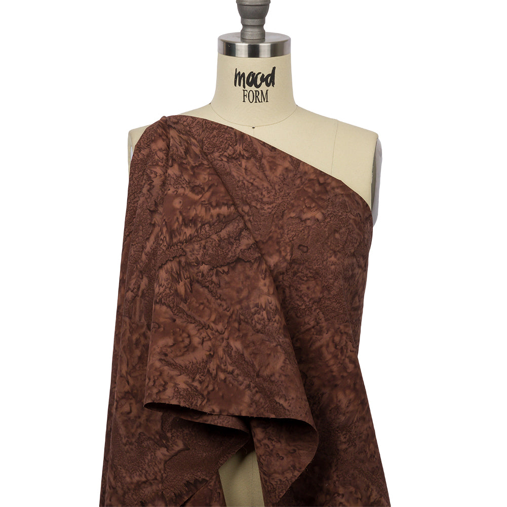 Island Batiks Foundation Basics Coffee Abstract Quilting Cotton - Joann Fabrics
