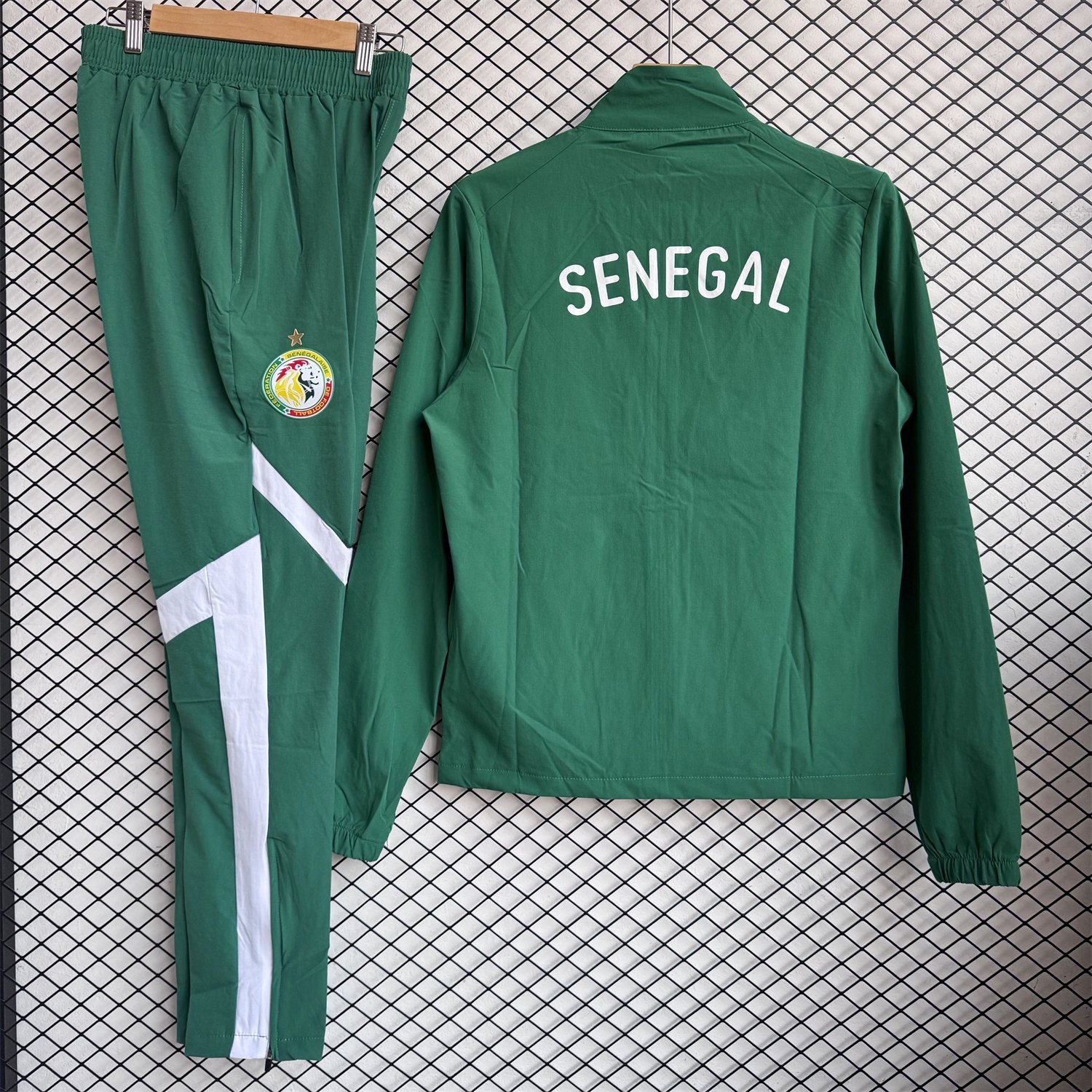 Senegal 2026 Windbreaker Training Set - Green Top and Pants - UnitedFutballJersey