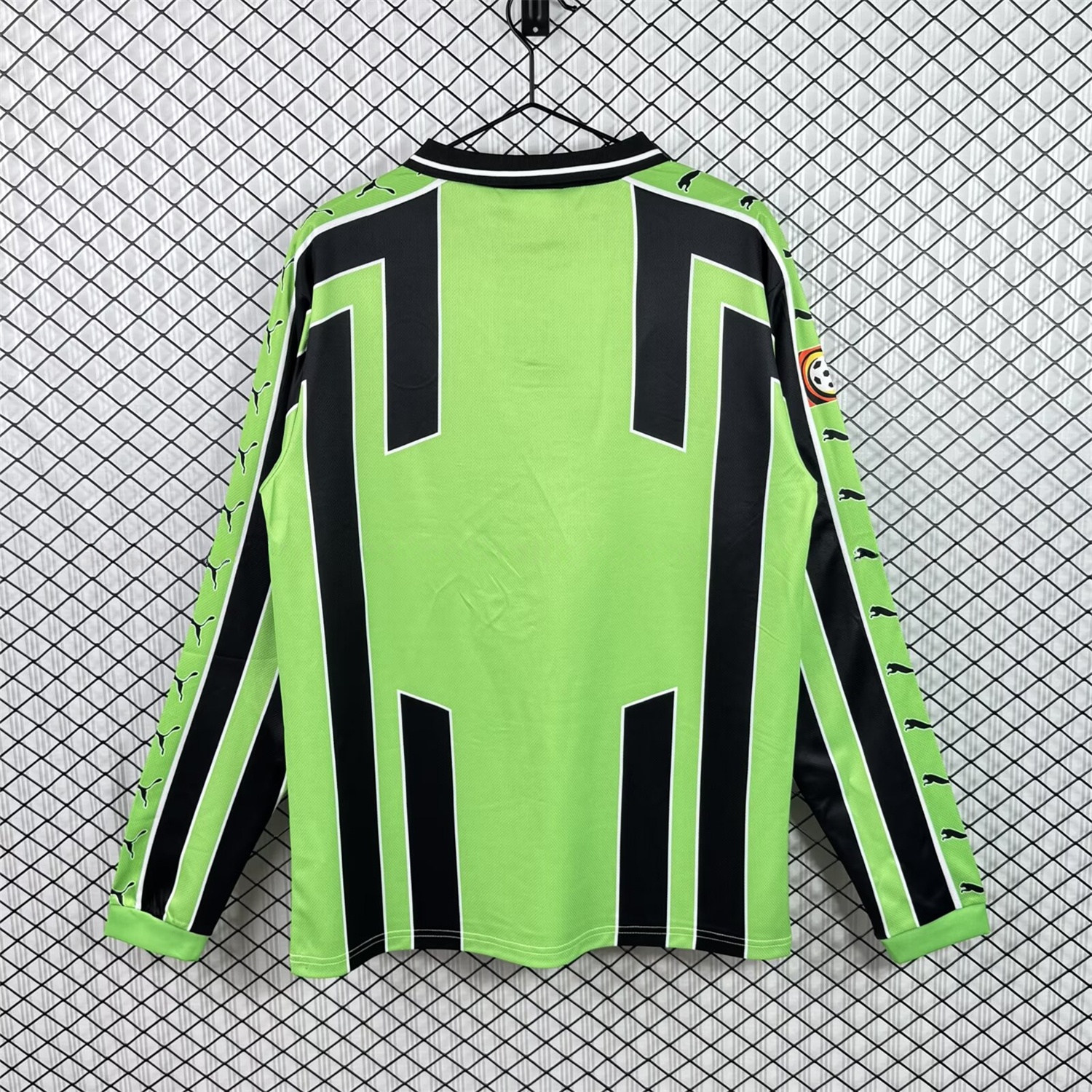 Retro Wolfsburg 1999-00 Away Long Sleeves Jersey - UnitedFutballJersey