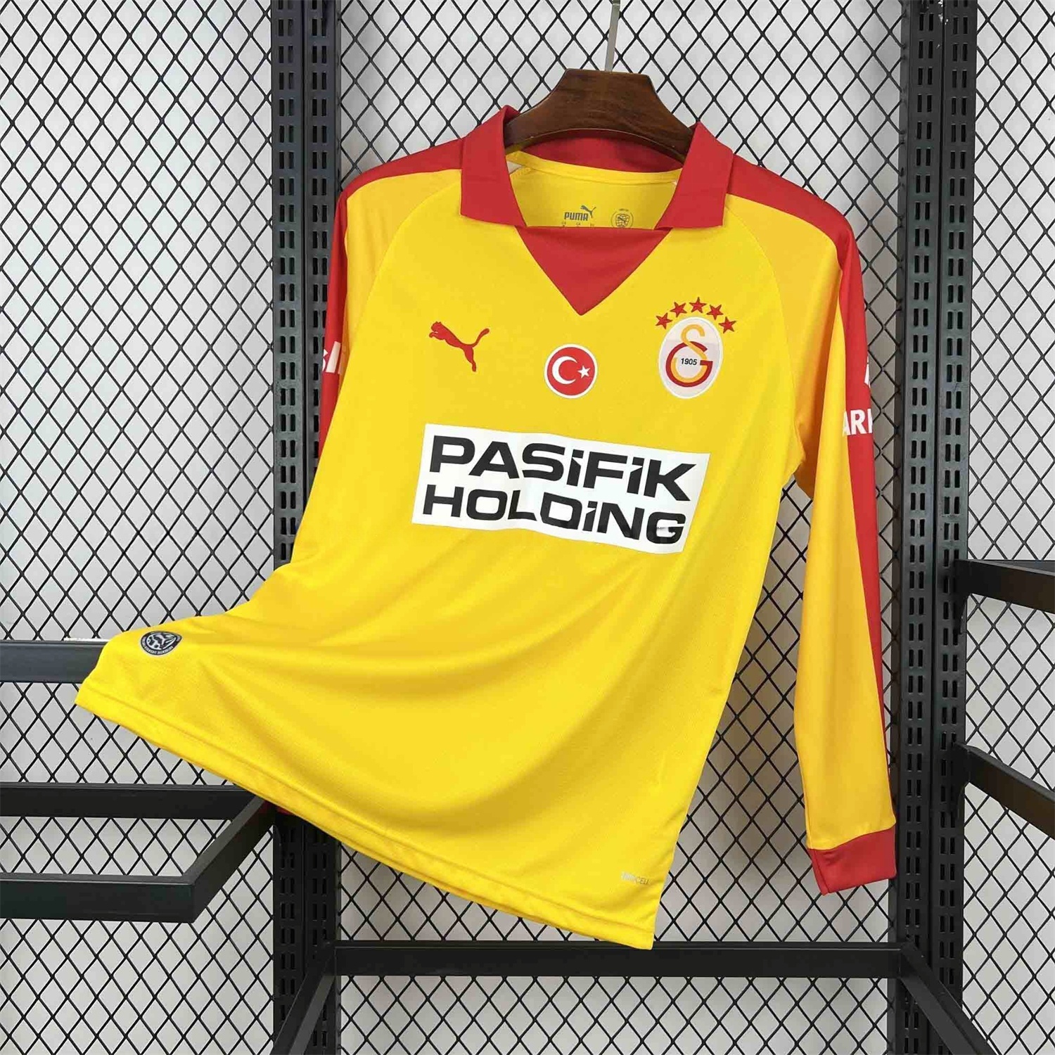 Galatasaray 25-26 Yellow Long Sleeves Jersey - Fans Version - UnitedFutballJersey