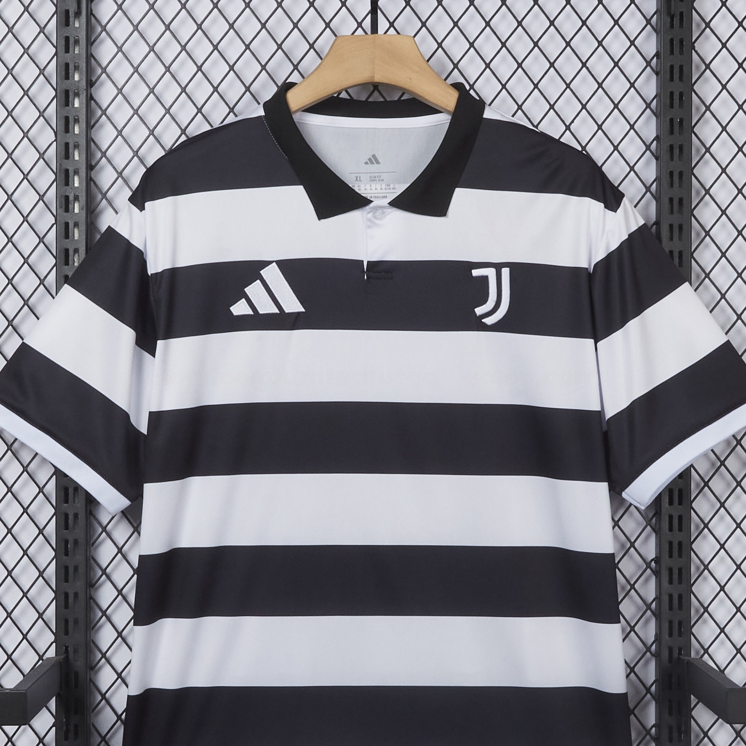 Juventus 25-26 Black and White Striped Special Jersey - Fans Version - UnitedFutballJersey