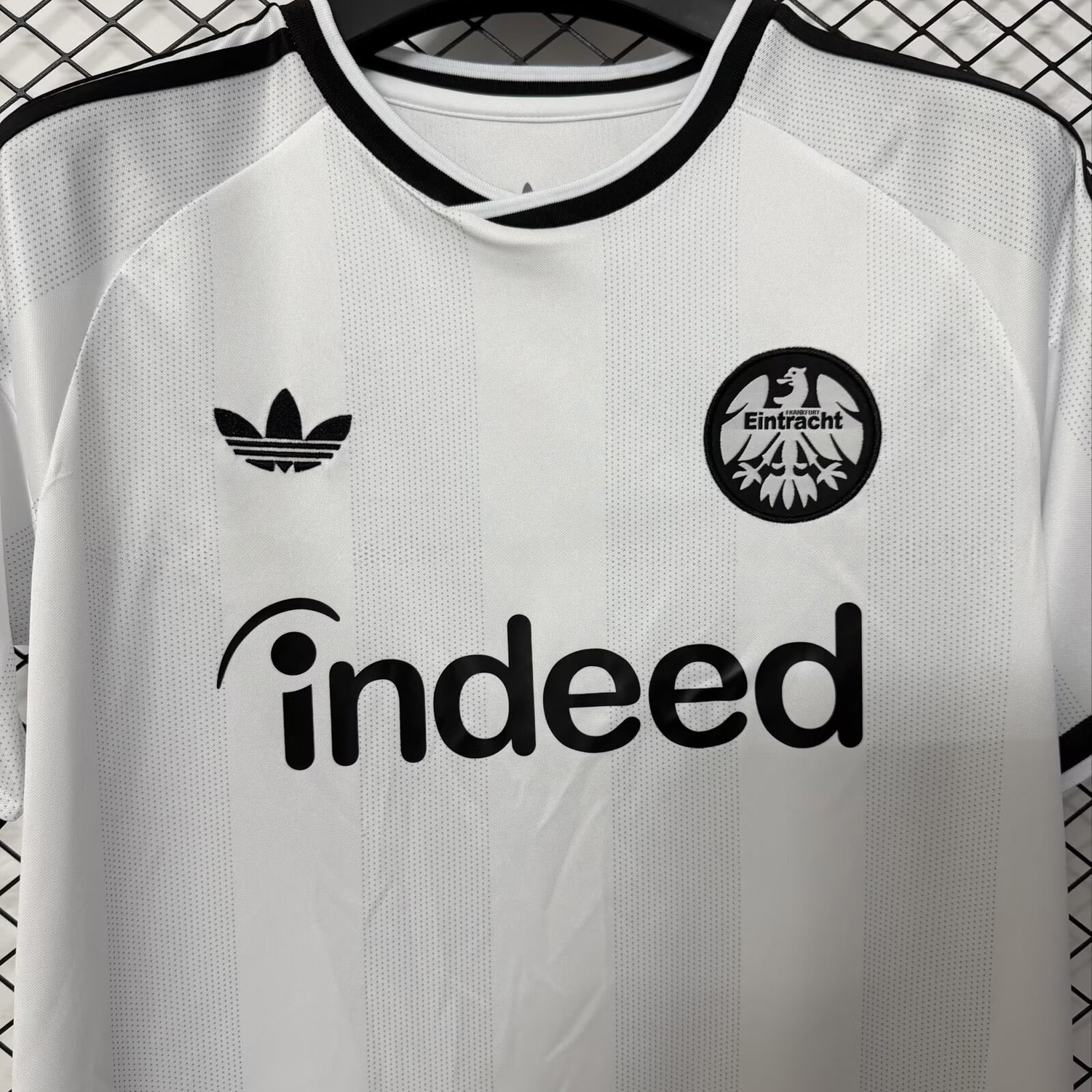 Frankfurt 26-27 Away Jersey - Fans Version - UnitedFutballJersey