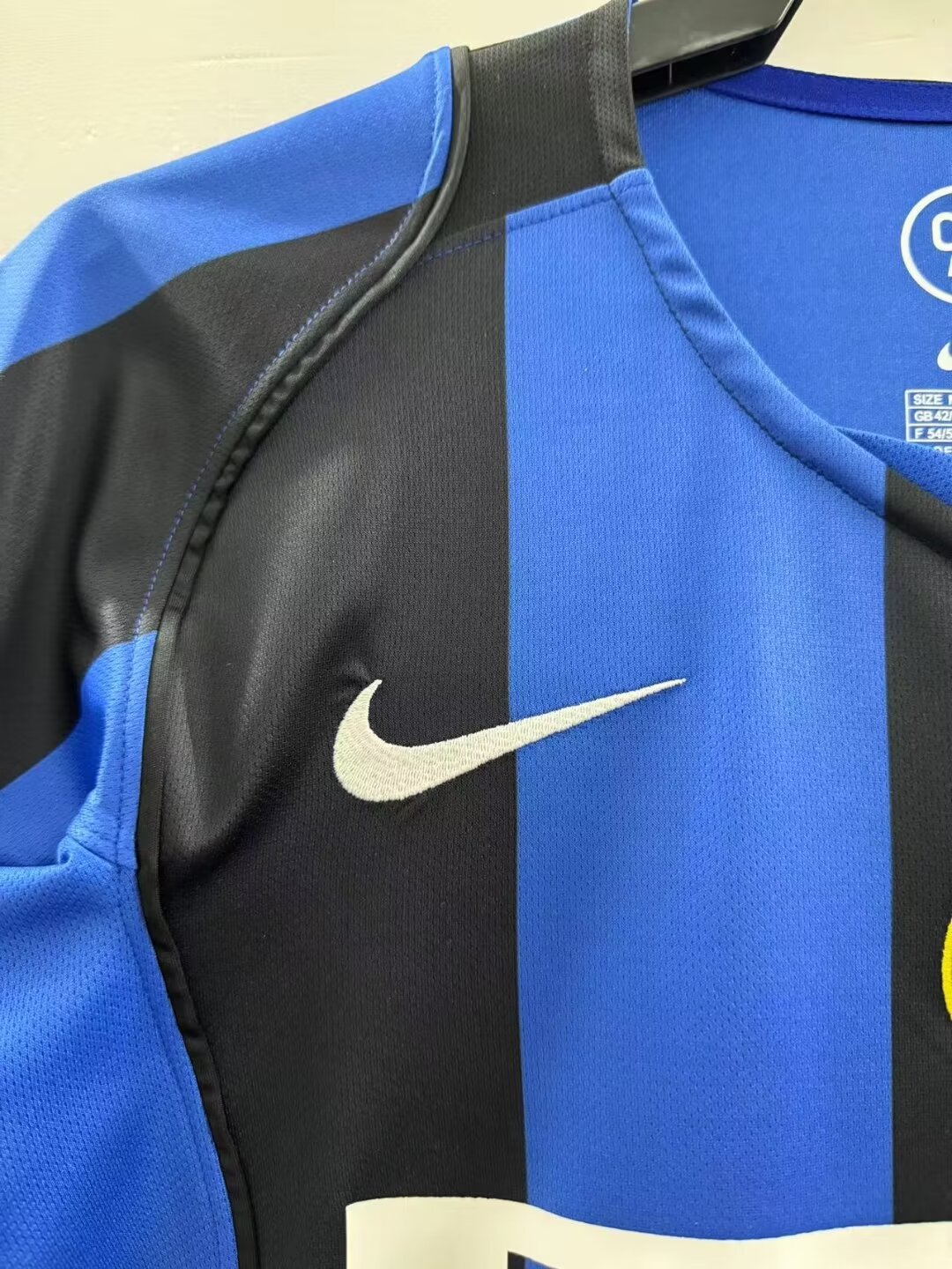 2004/2005 Retro Inter Milan Home Football Jersey 1:1 Thai Quality