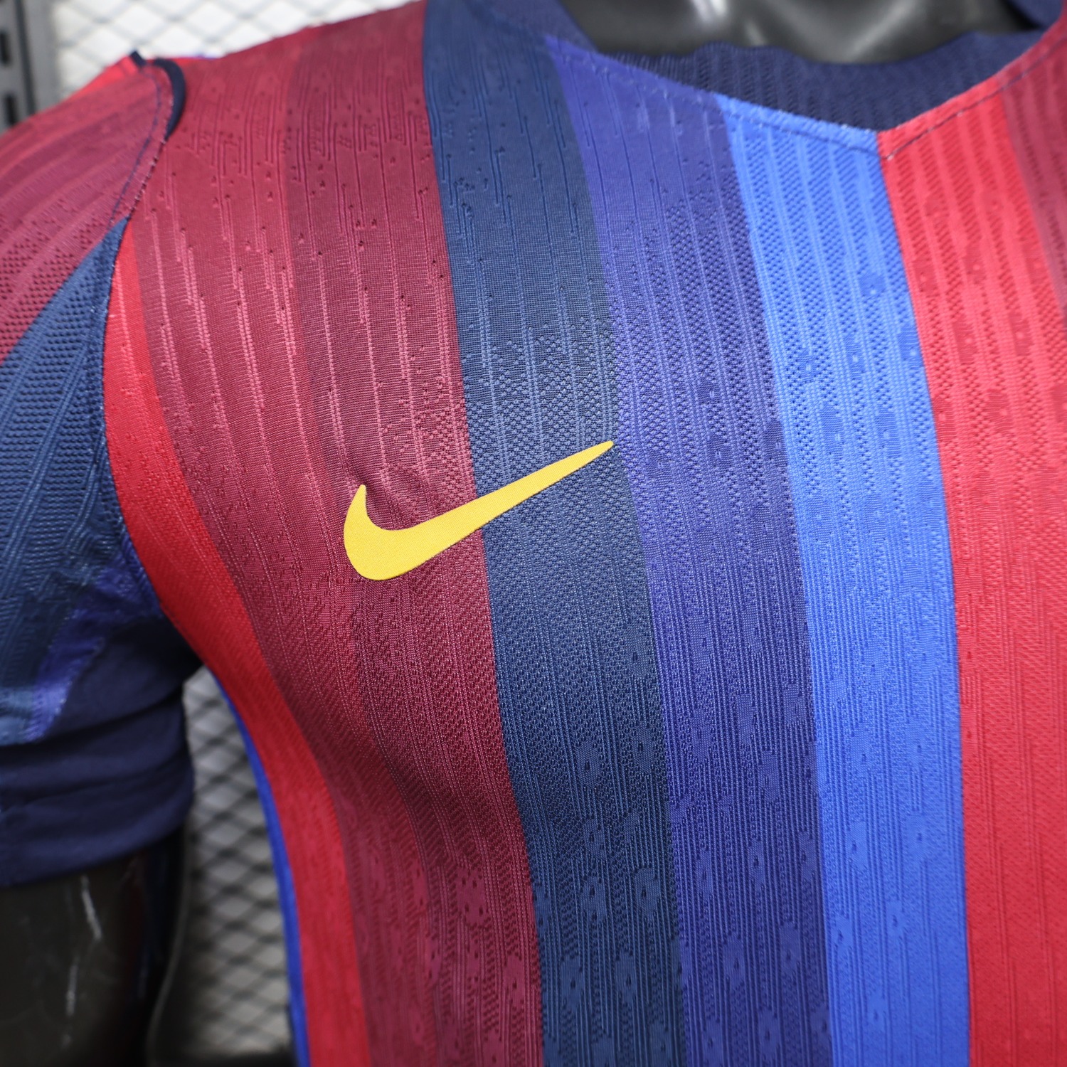 Barcelona 26-27 Home Unsponsored Jersey - Player Version - UnitedFutballJersey