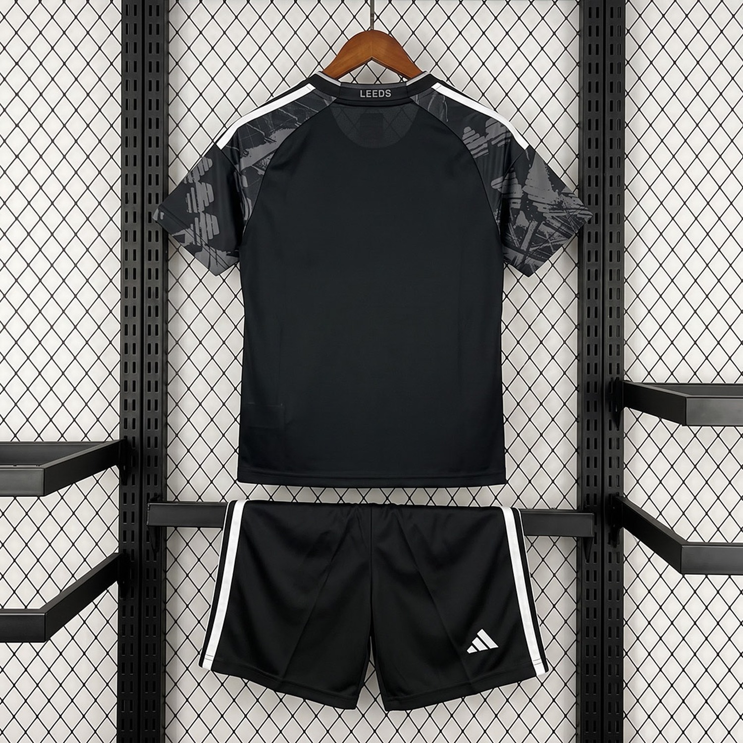 Leeds United 26-27 Third Kids Kit - UnitedFutballJersey