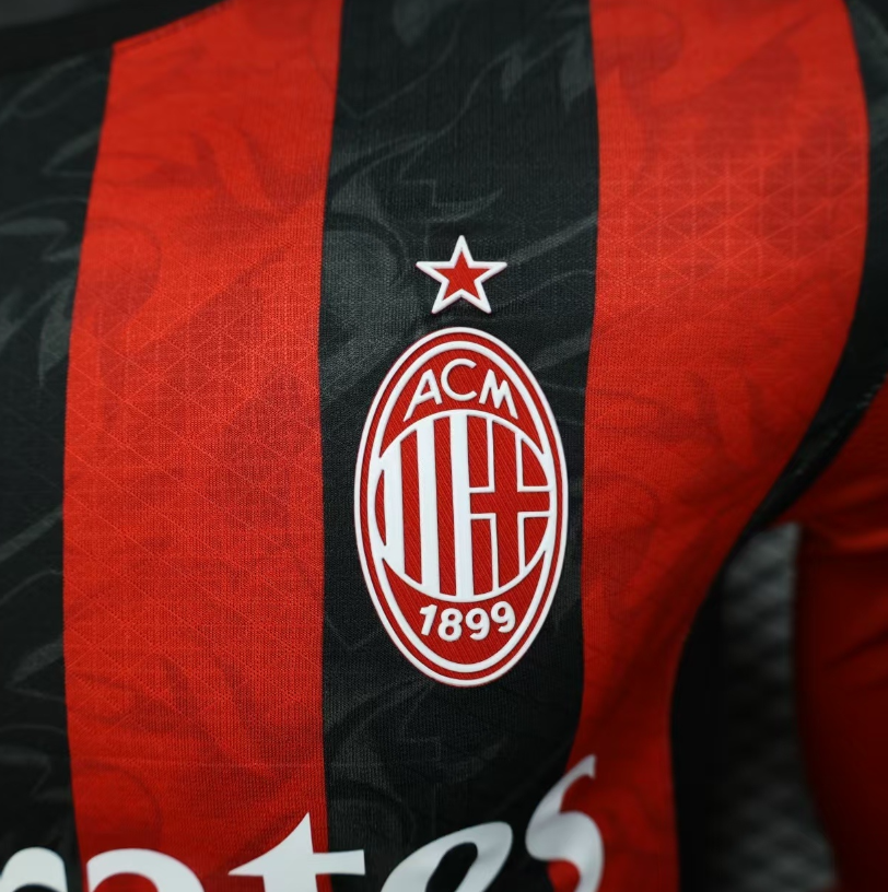 2025/2026 Player Version AC Milan Home Long Sleeve Football Shirt 1:1 Thai Quality