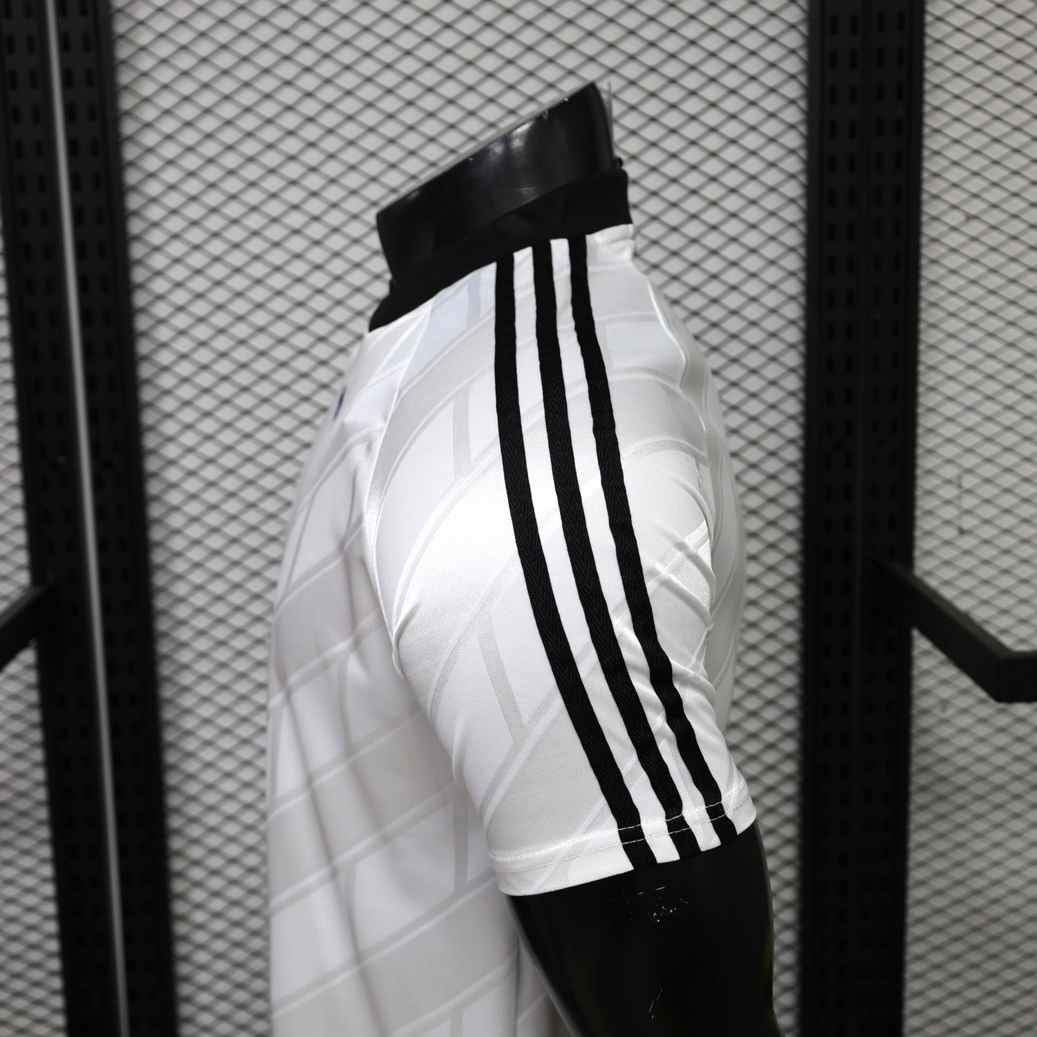 Real Madrid 26-27 White Black Retro Style Casual Jersey - Player Version - UnitedFutballJersey
