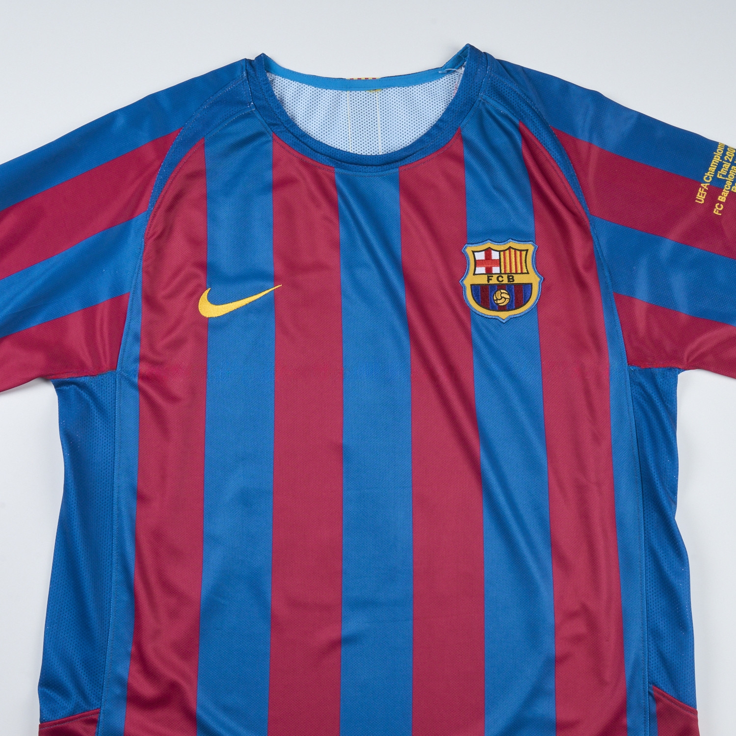Retro Barcelona 05-06 Home Jersey - UnitedFutballJersey