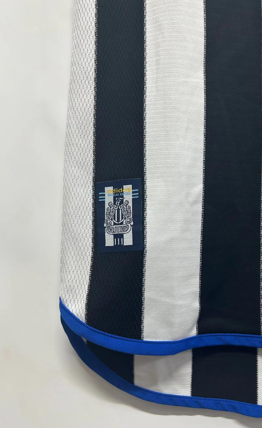 2000-2001 Retro Newcastle United Home Soccer Jersey 1:1 Thai Quality