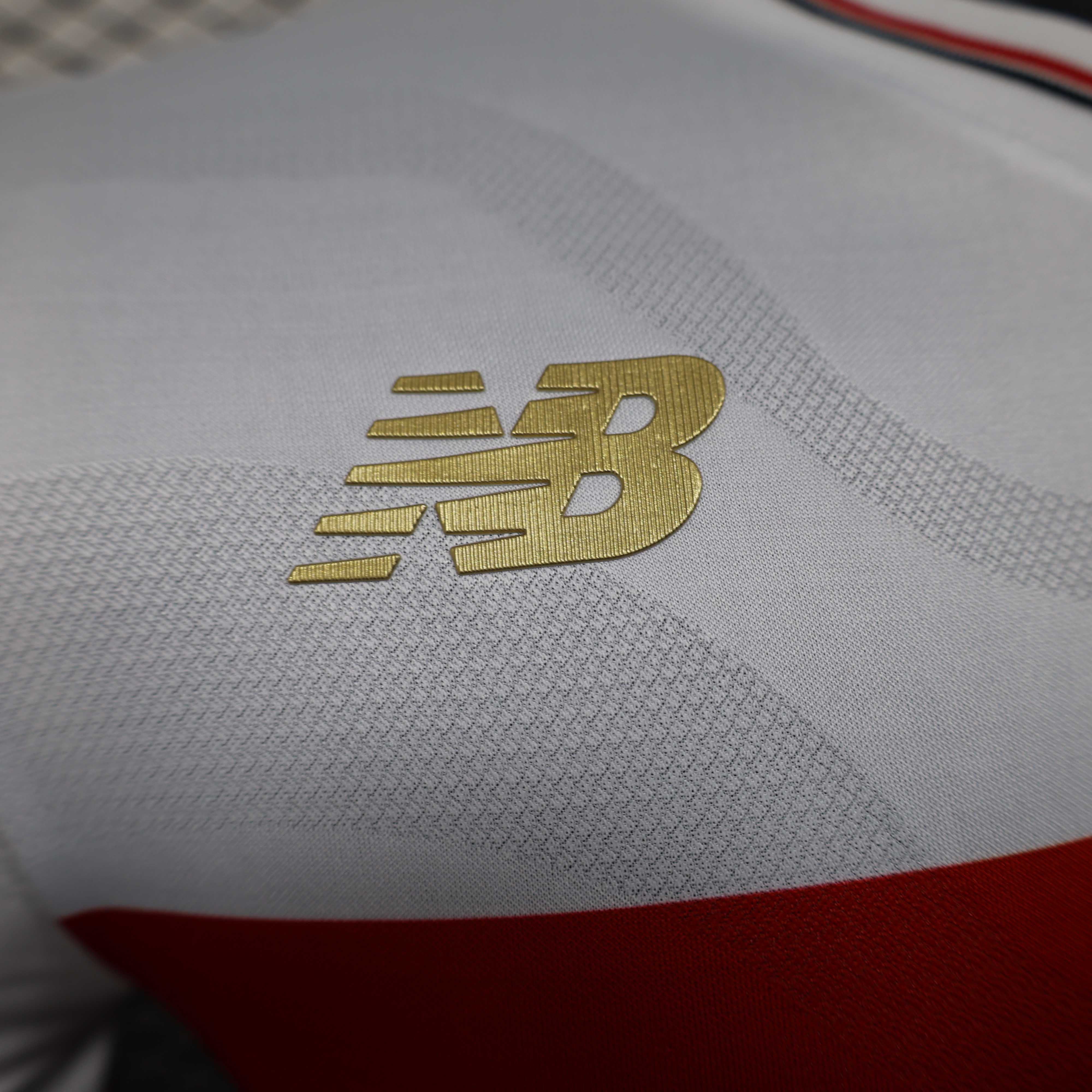 2025/2026 Player Version São Paulo Home Football Jersey 1:1 Thai Quality