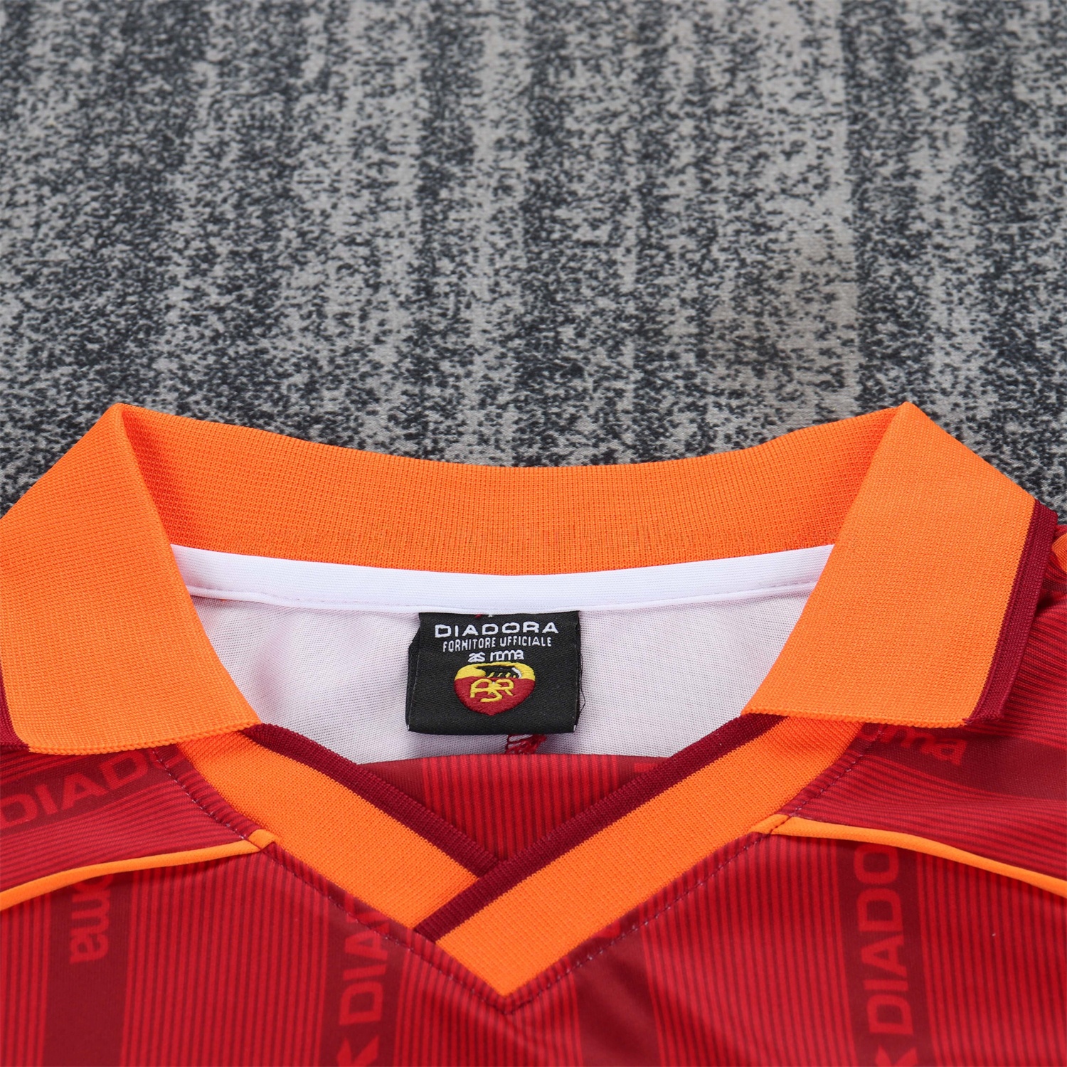 Retro Roma 1999-00 Home Kids Kit - UnitedFutballJersey