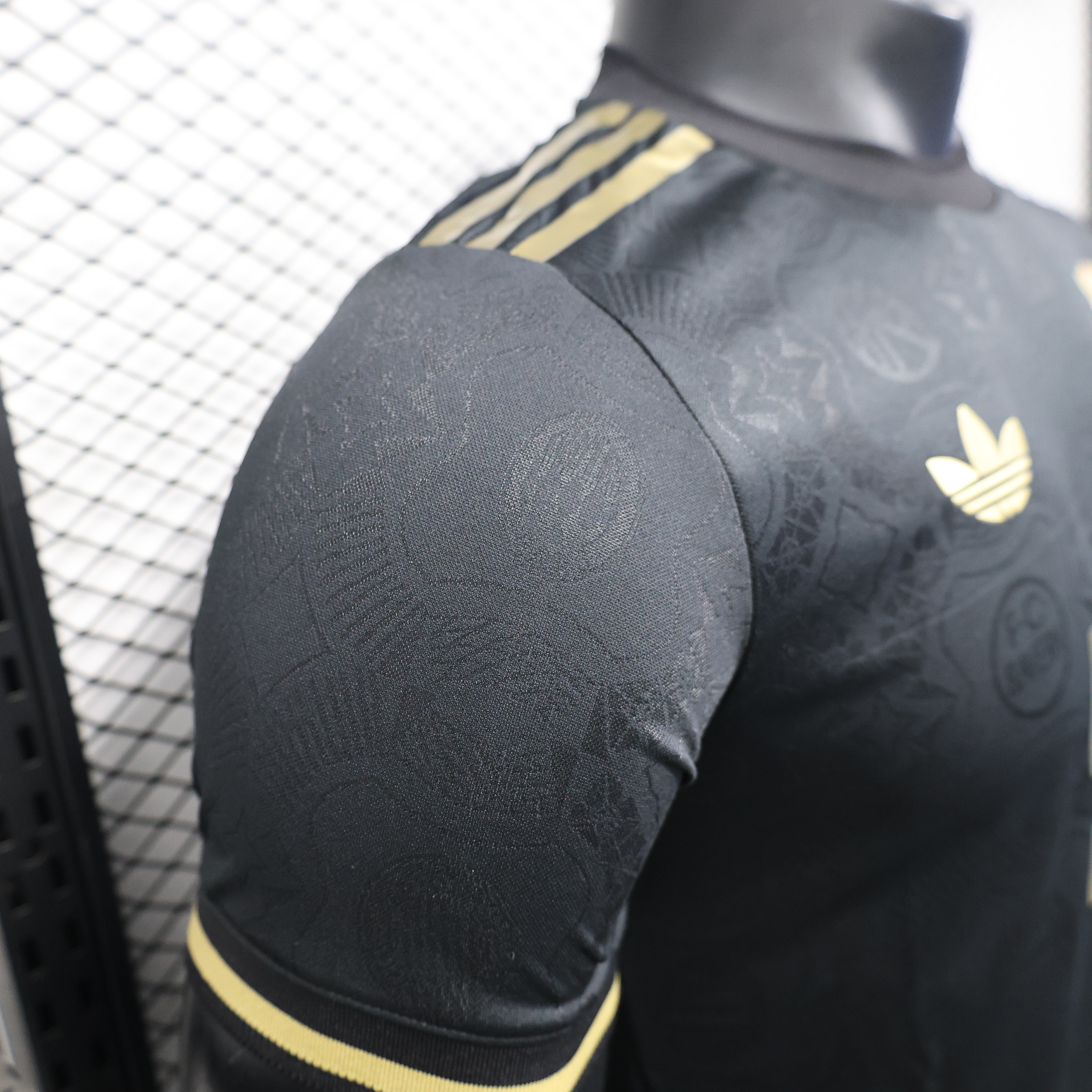 2025/2026 Player Version Bayern Munich 125th Anniversary Black Soccer Jersey 1:1 Thai Quality