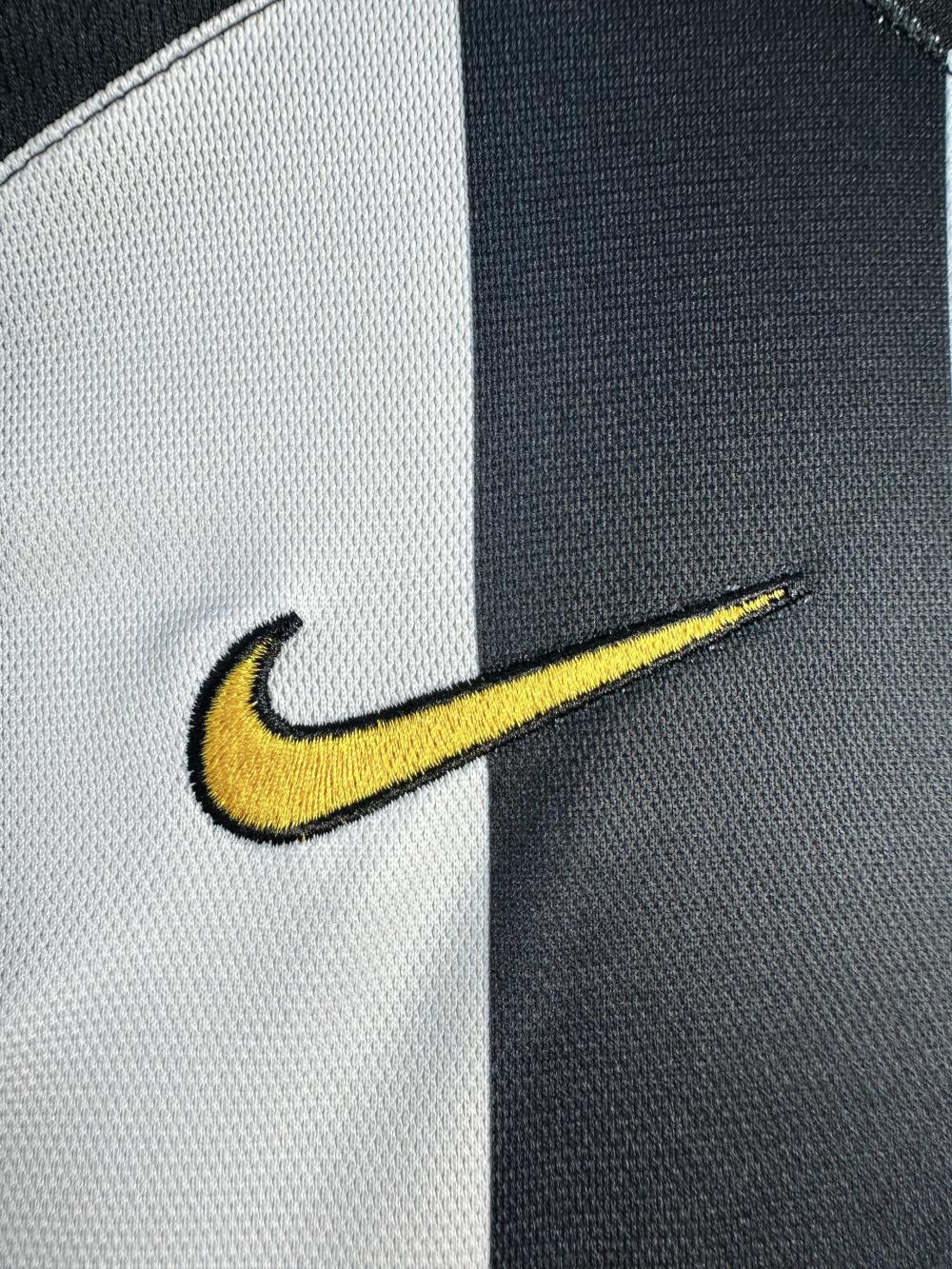 2005/2006 Retro Juventus Home Soccer Jersey 1:1 Thai Quality