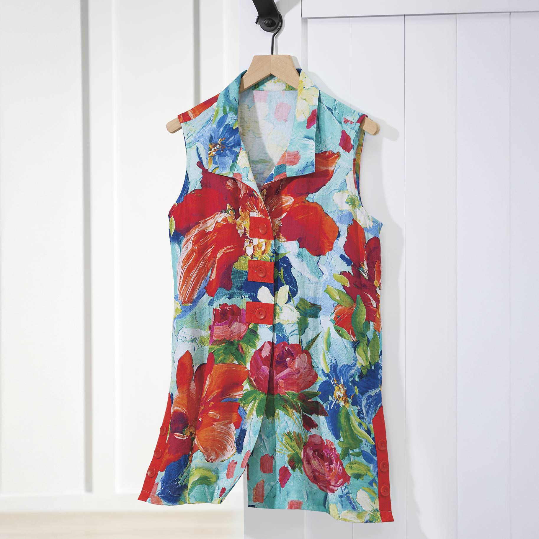 Bold Floral Tunic - Northstyle Catalog