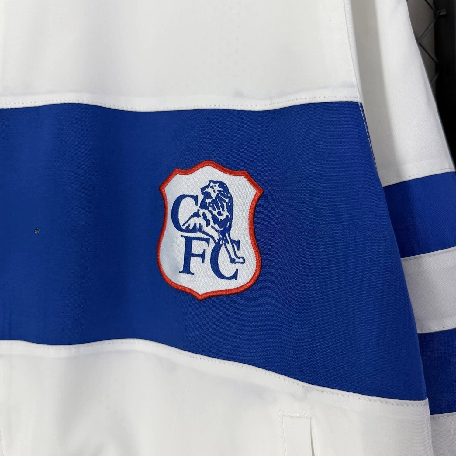 Retro C.H.E.L.S.E.A 1996 Windbreaker - UnitedFutballJersey
