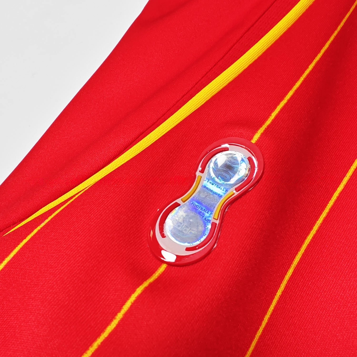 Retro Spain 2006 Home Jersey - UnitedFutballJersey
