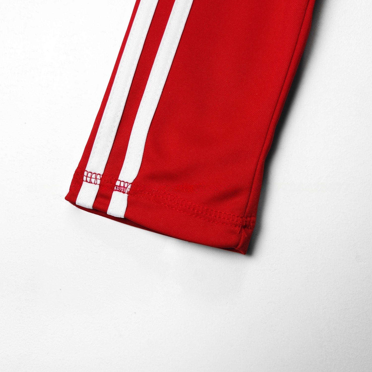 Retro Liver.pool 2010-11 Home Long Sleeves Jersey - UnitedFutballJersey