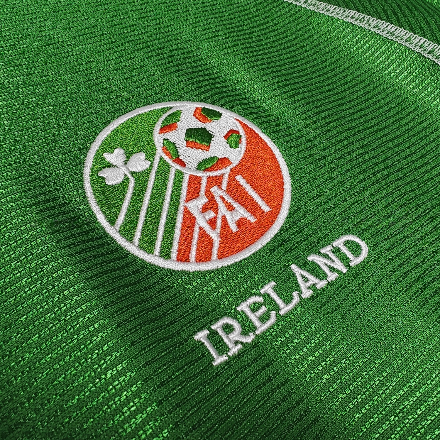 Retro Ireland 2002 Home Long Sleeves Jersey - UnitedFutballJersey