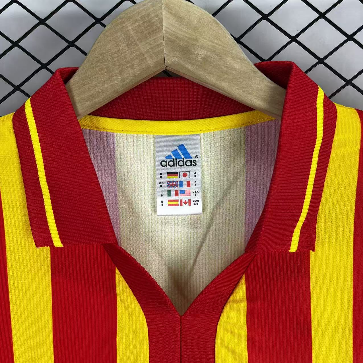 2000/2001 Retro Galatasaray Home Football Shirt 1:1 Thai Quality