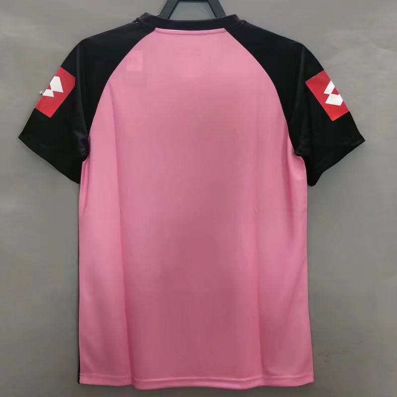 2002/2003 Retro Juventus Pink Soccer Jersey 1:1 Thai Quality