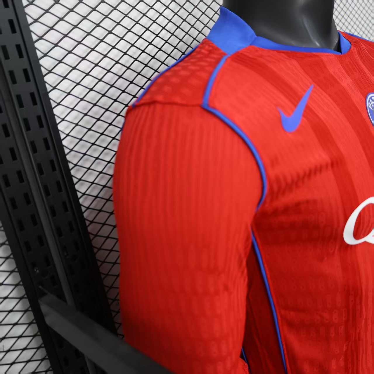 2025/2026 Long Sleeve Player Version Paris Saint-Germain Third away Red Football Shirt 1:1 Thai Quality