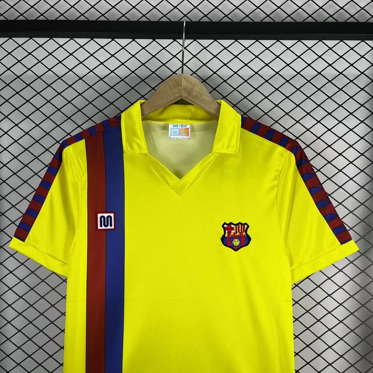 1982/1984 Retro Barcelona Away Football Shirt 1:1 Thai Quality