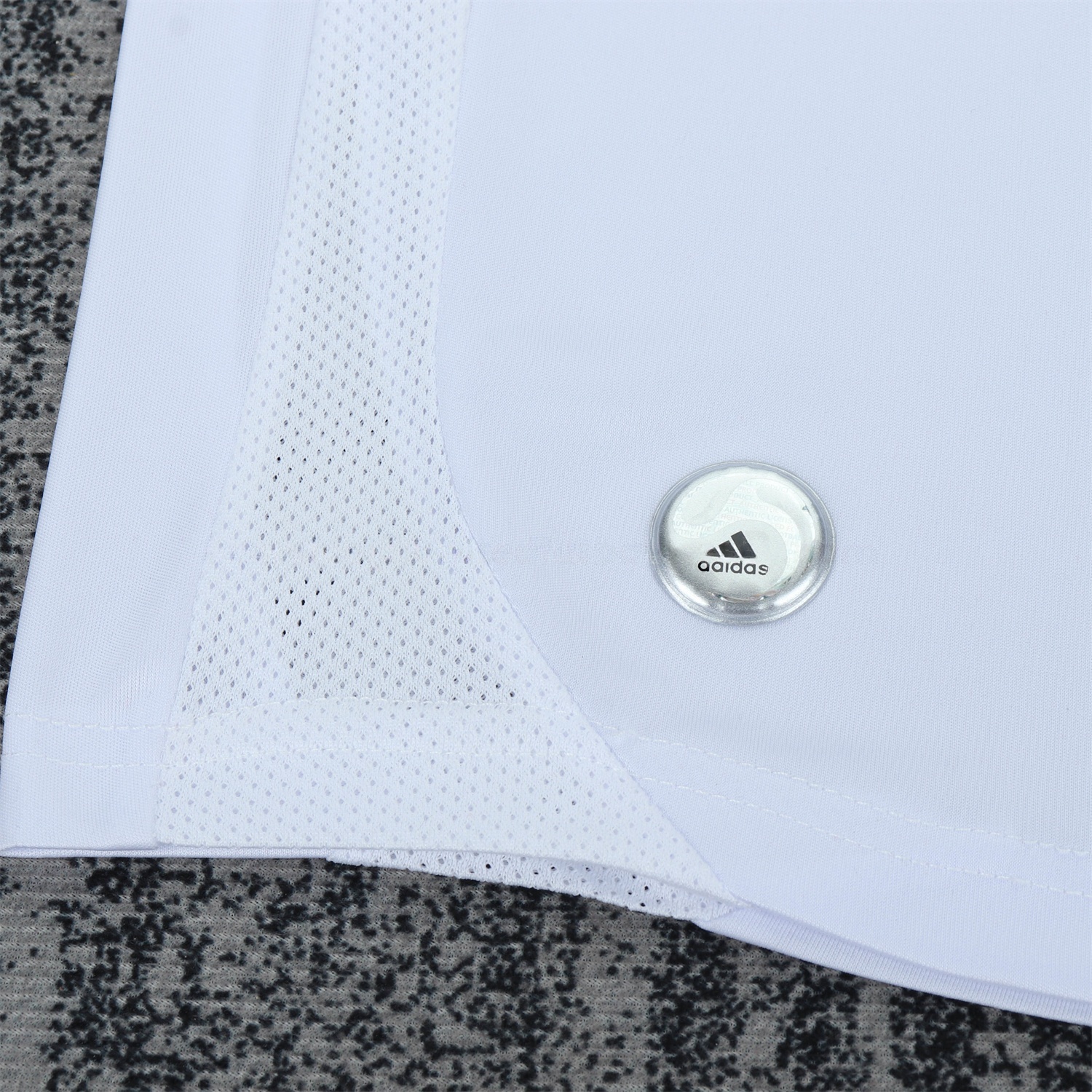Retro AC Milan 2009-10 Away White Kids Kit - UnitedFutballJersey