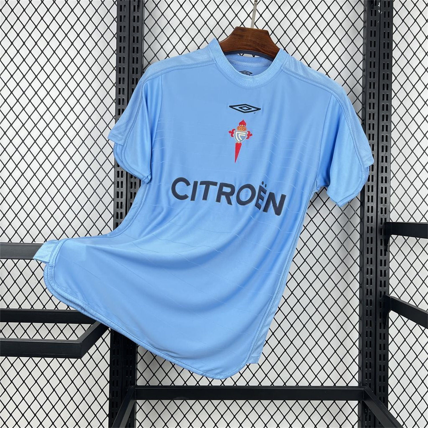 Retro Celta Vigo 2004-05 Home Jersey - UnitedFutballJersey
