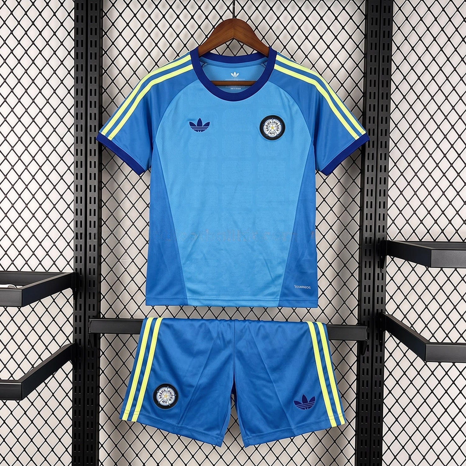 Leeds United 26-27 Goalkeeper Blue Kids Kit - UnitedFutballJersey