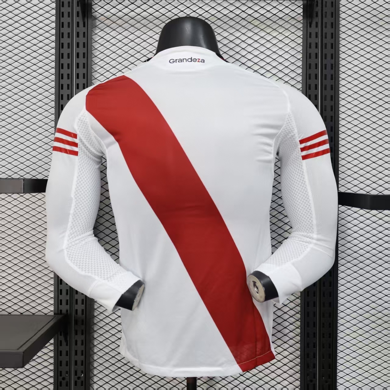 2025/2026 Long Sleeve Player Version River Plate Home Football Jersey 1:1 Thai Quality