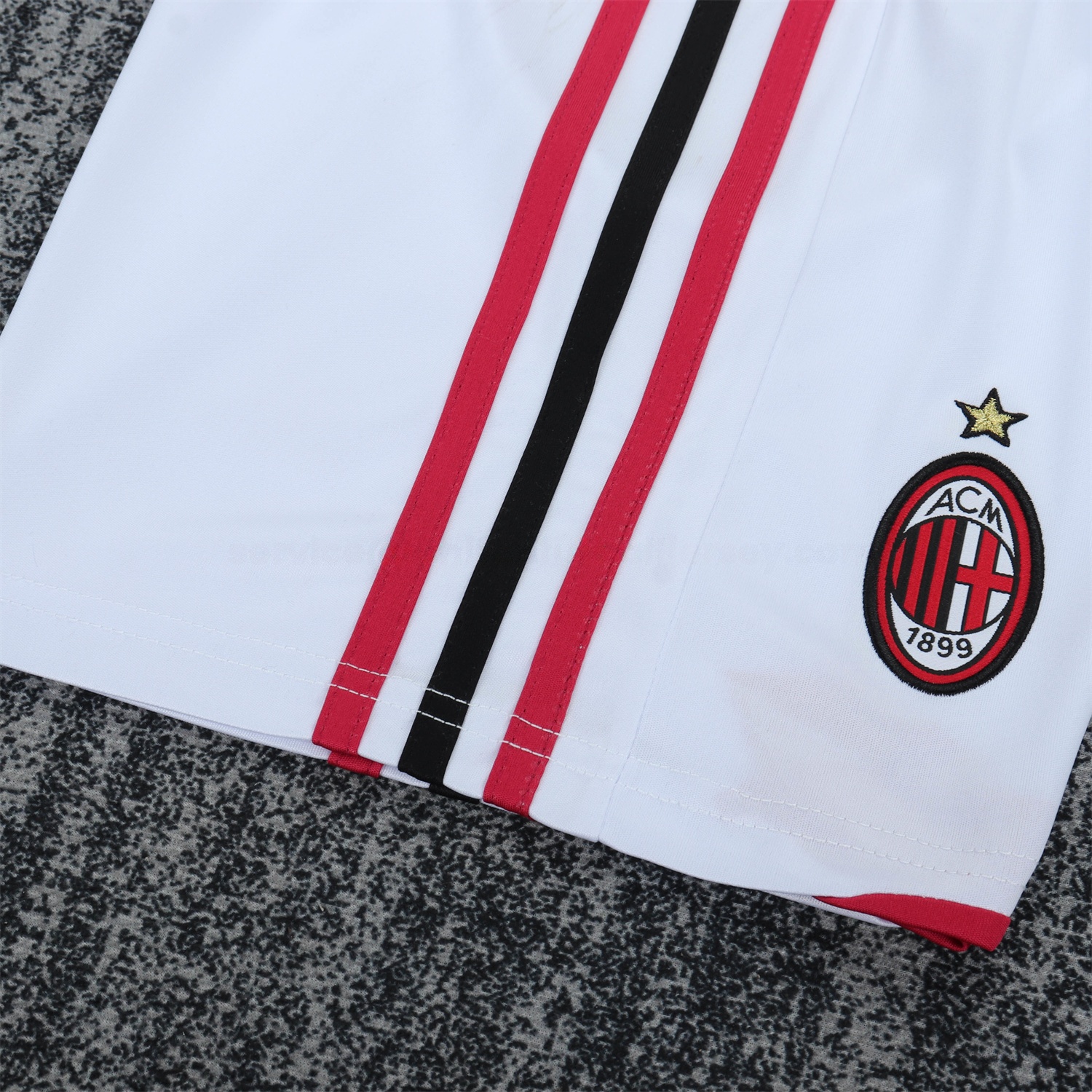 Retro AC Milan 2009-10 Away White Kids Kit - UnitedFutballJersey