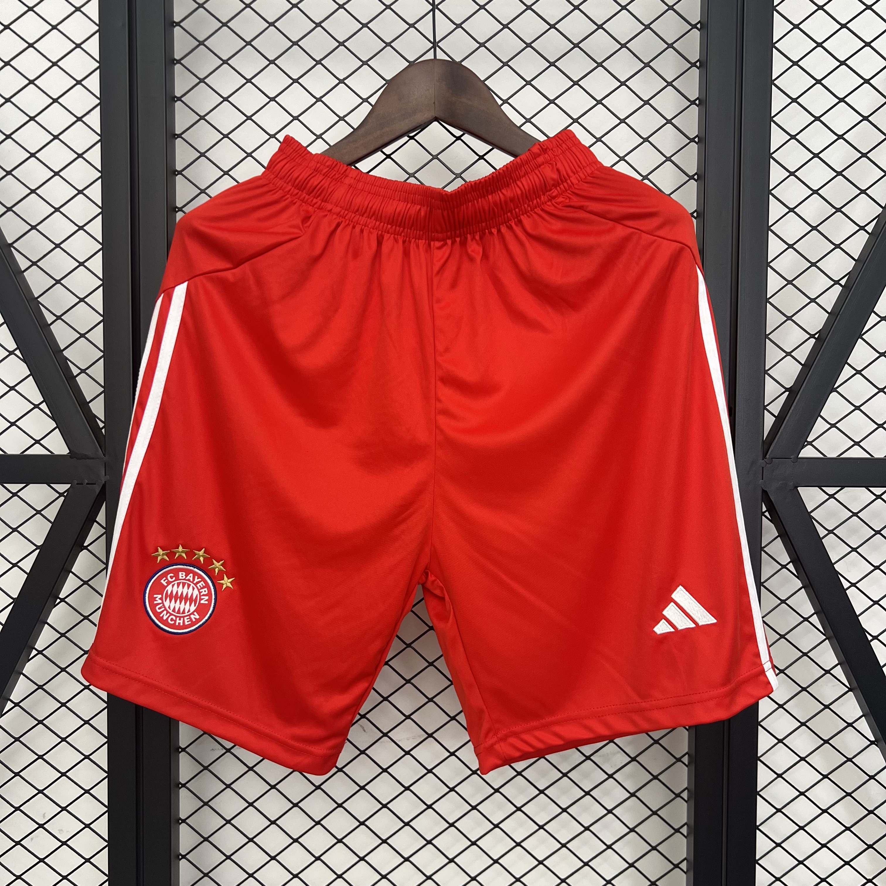 2025/2026 Bayern Munich Home Shorts 1:1 Thai Quality
