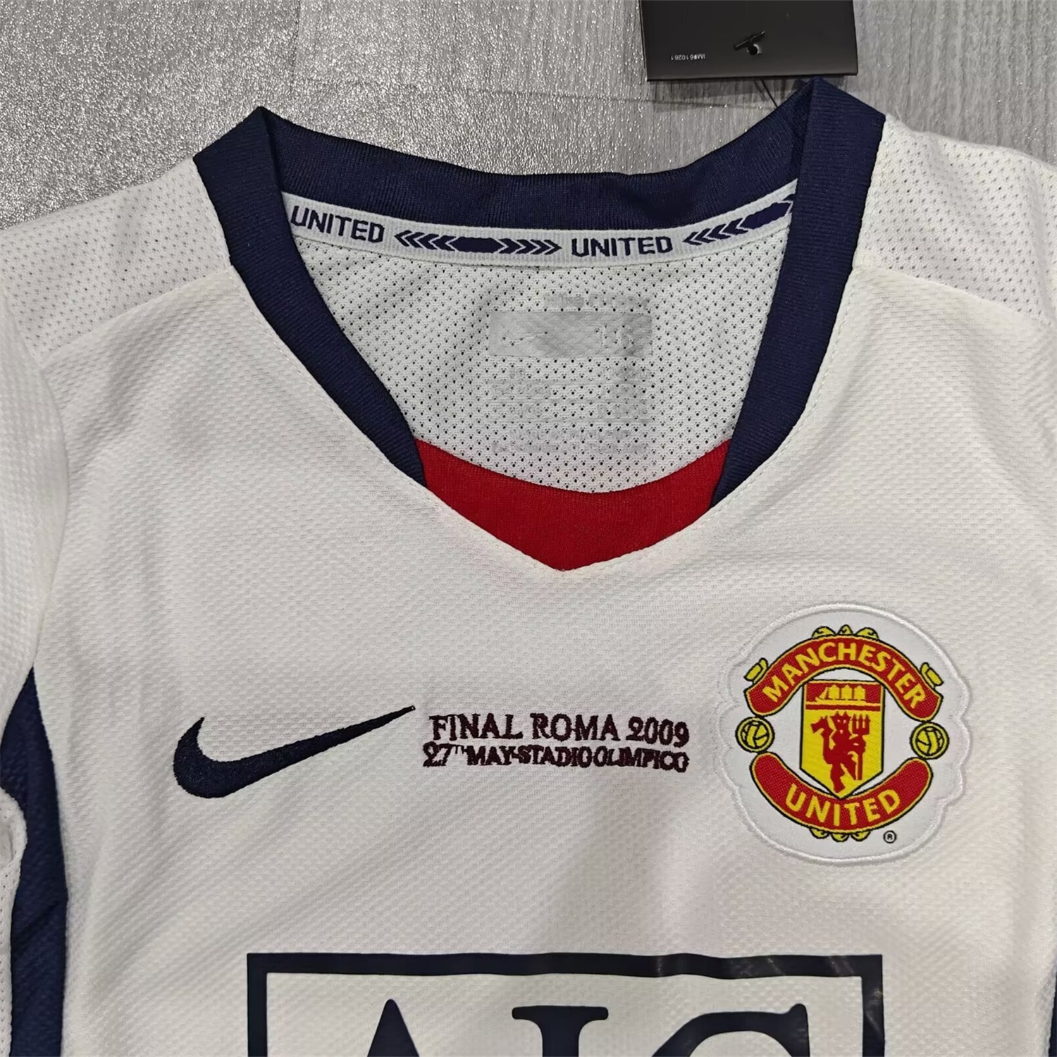 Retro Manchester United 2008-09 Away Kids Kit - UnitedFutballJersey