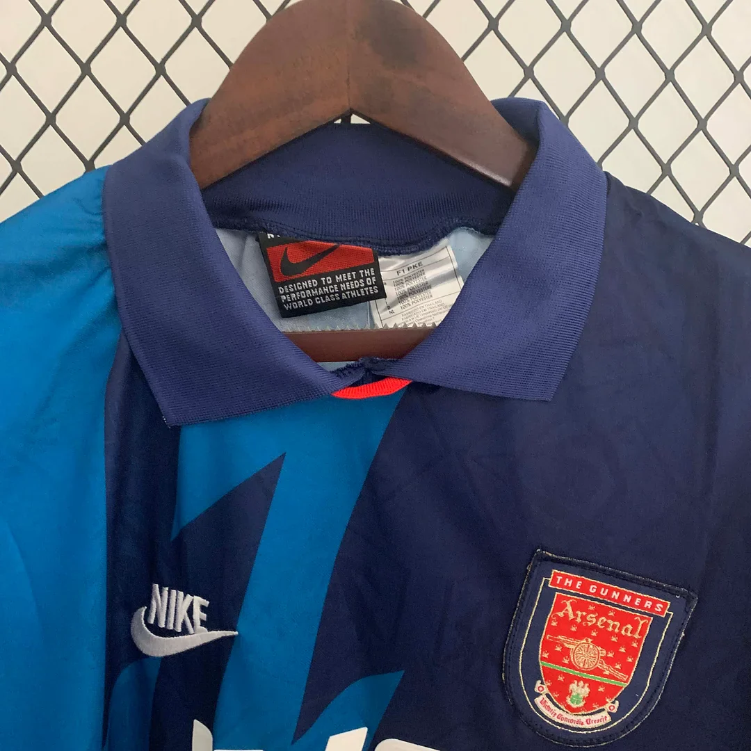 Arsenal Retro 1995-1996 Away Long Sleeve