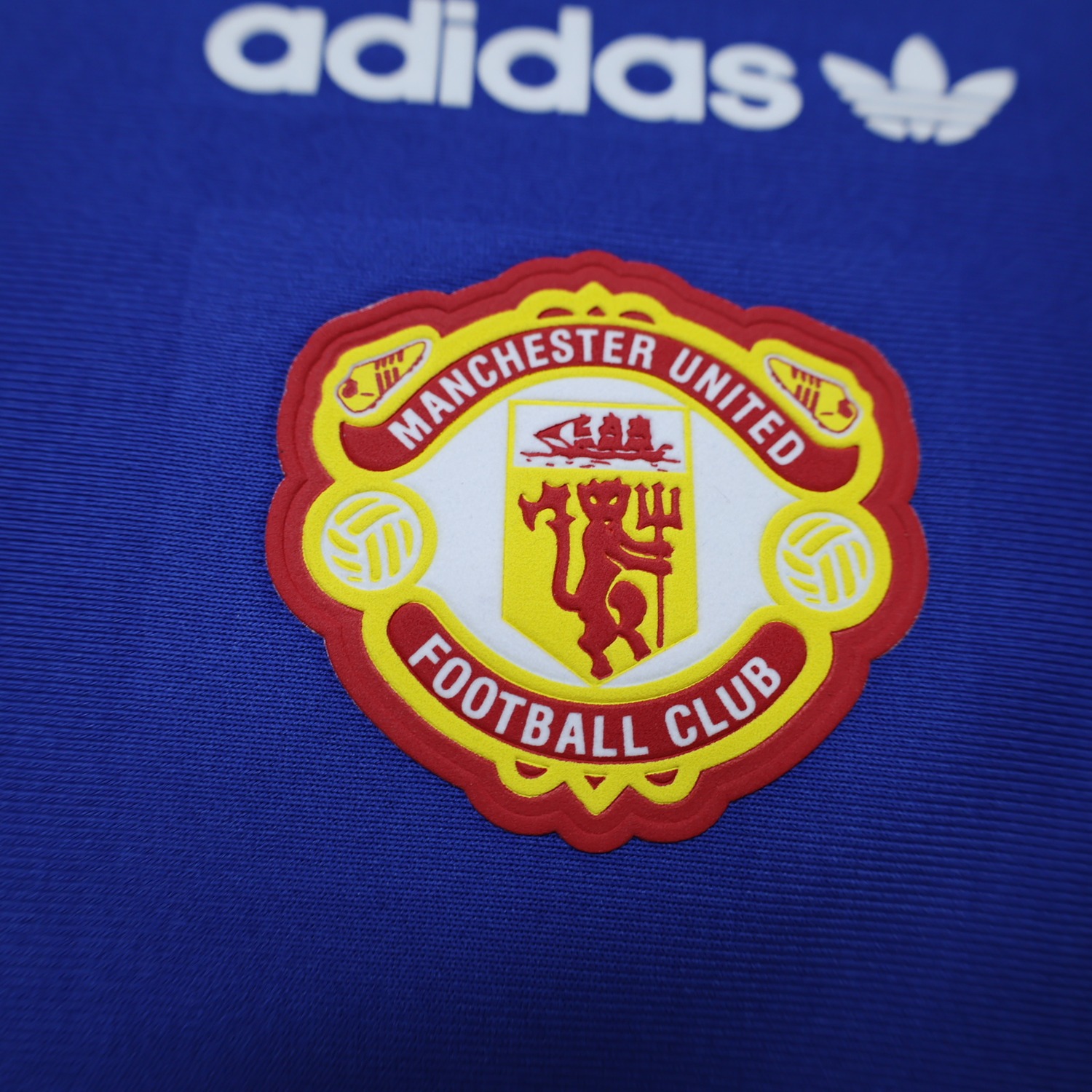 Manchester United 26-27 Blue Red White Retro Style Casual Jersey - Player Version - UnitedFutballJersey