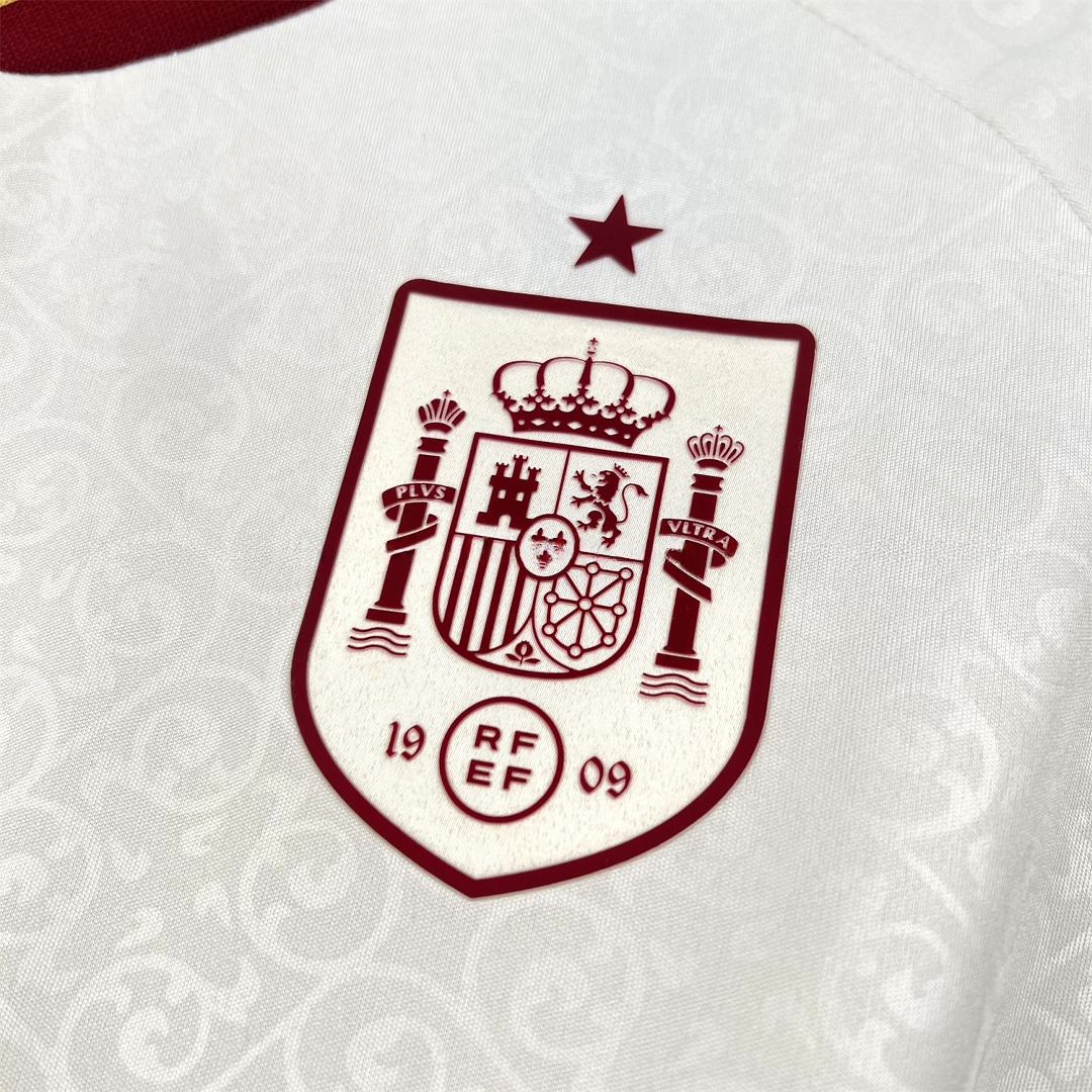 Spain 2026 Dellafuente Co-Branded White Jersey - Fans Version - UnitedFutballJersey