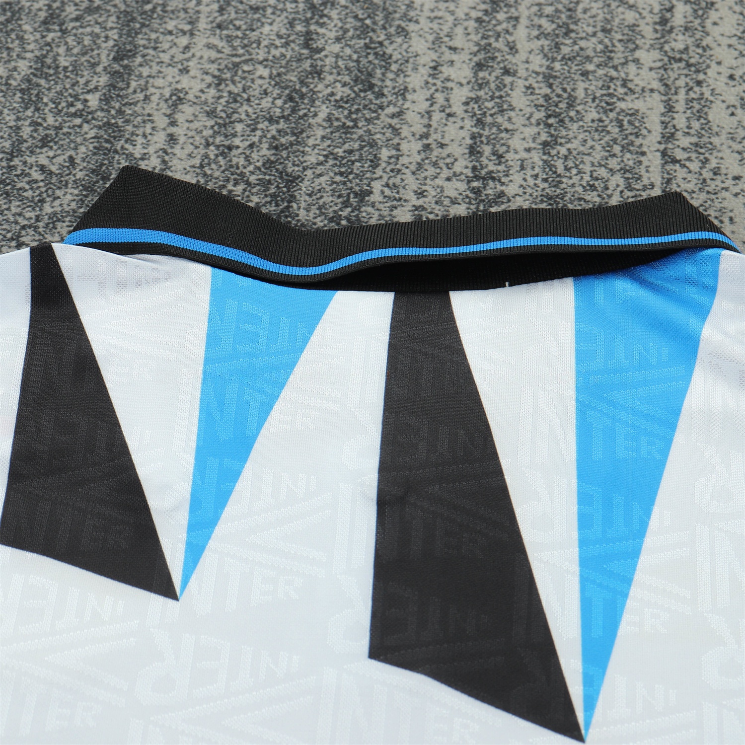 Retro Inter Milan 1992-93 Away Kids Kit - UnitedFutballJersey
