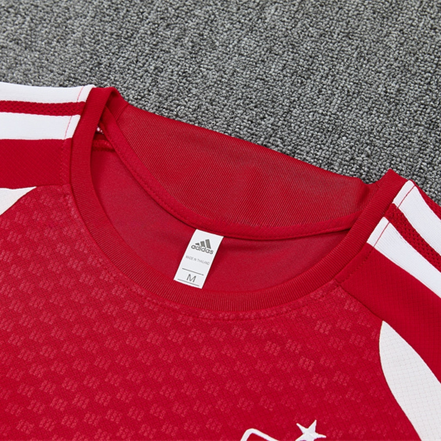 Spain 2026 Kids Short-Sleeve Training Set - Red Top & Black Shorts - UnitedFutballJersey