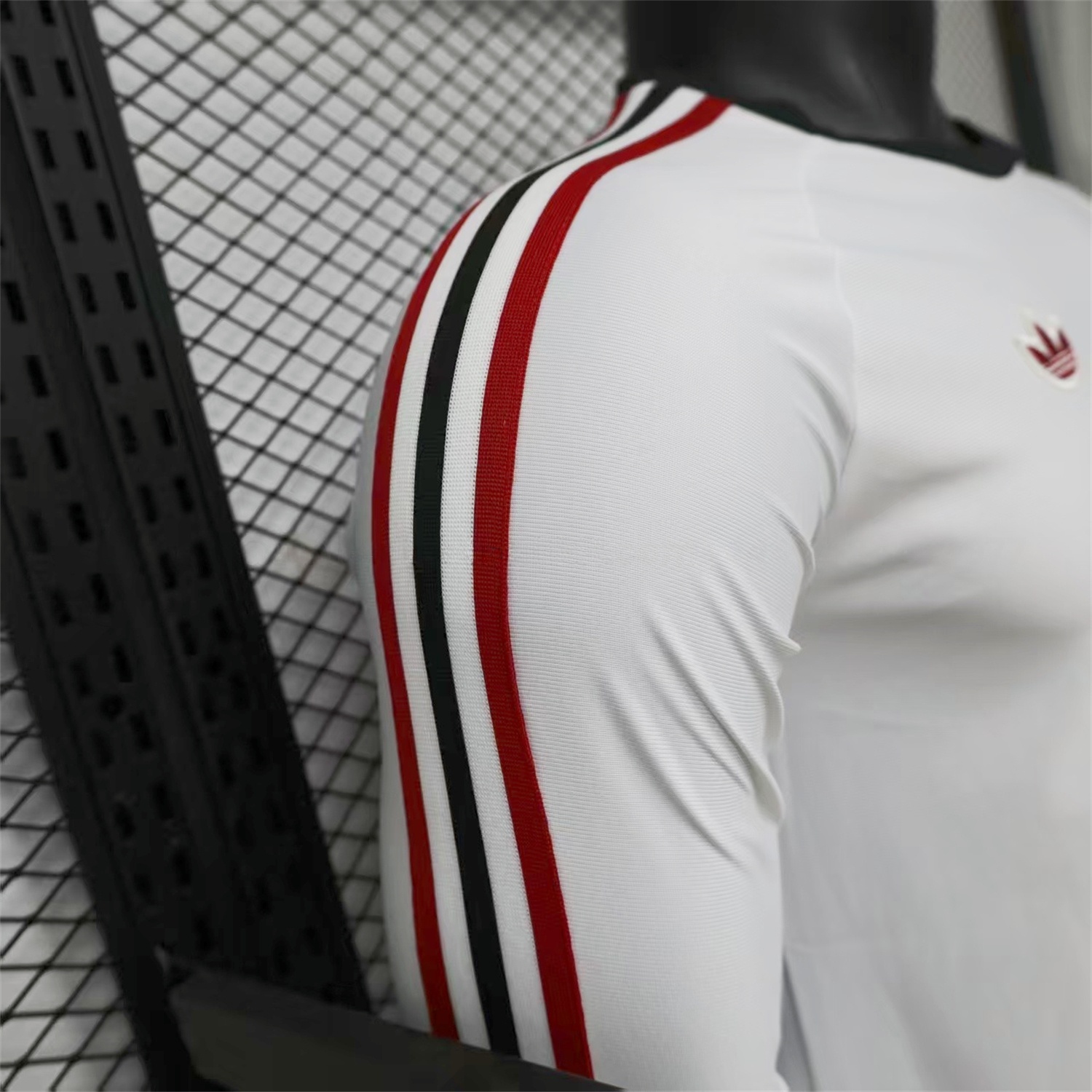 Manchester United 26-27 White Casual Long Sleeves Jersey - Player Version - UnitedFutballJersey