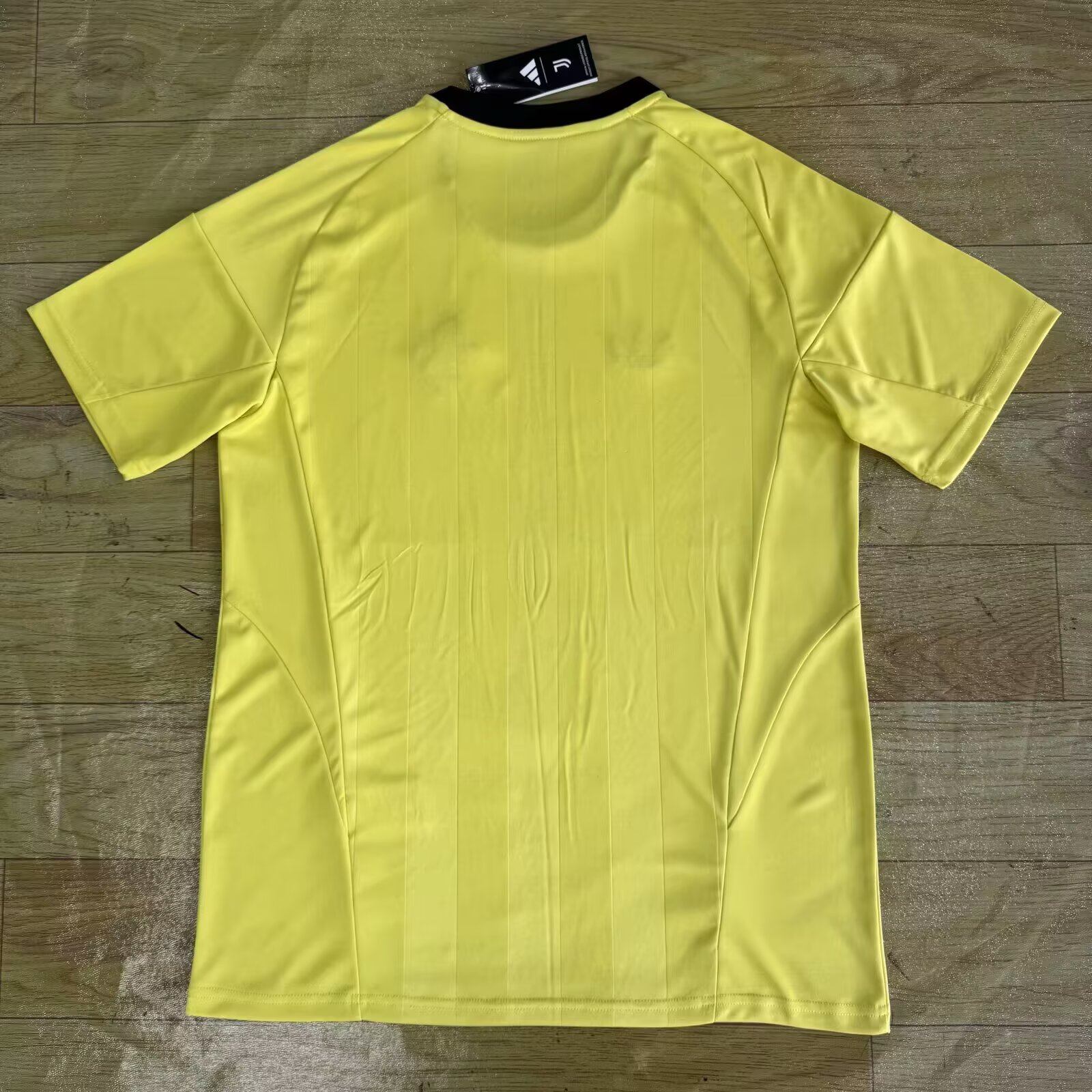 2025/2026 Juventus Goalkeeper Yellow Football Jersey 1:1 Thai quality