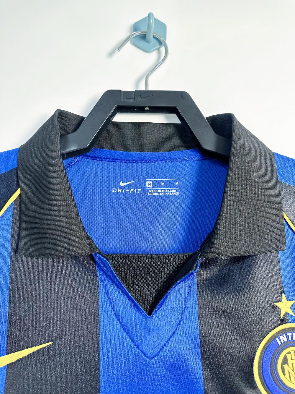 2001/2002 Retro Inter Milan Home Football Jersey 1:1 Thai Quality