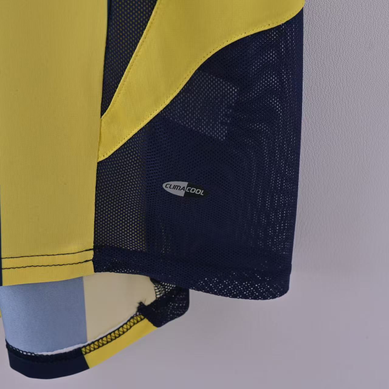 2005/2006 Retro Fenerbahce Home Football Shirt 1:1 Thai Quality