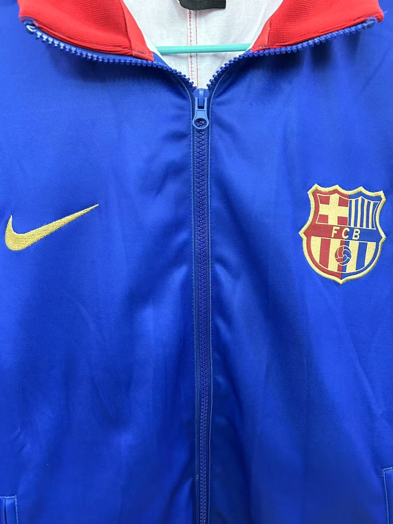 2025/2026 Barcelona Windbreaker Jersey 1:1 Thai Quality 07