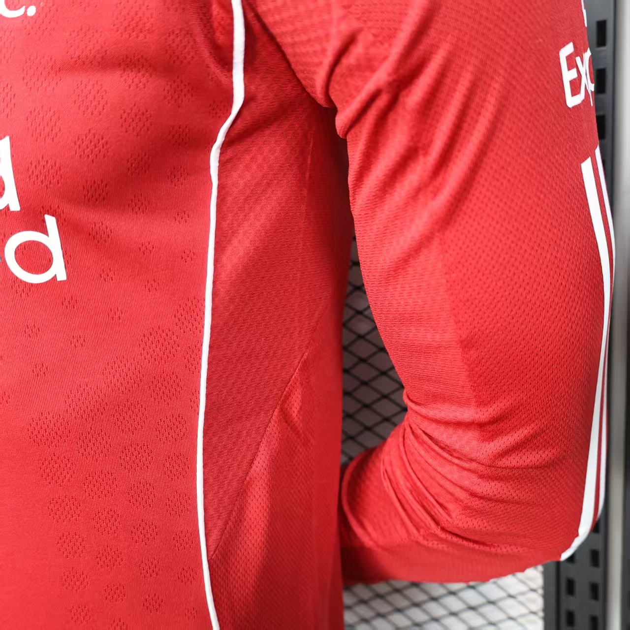 2025/2026 Long Sleeve Liverpool Home Player Version Football Shirt 1:1 Thai Quality