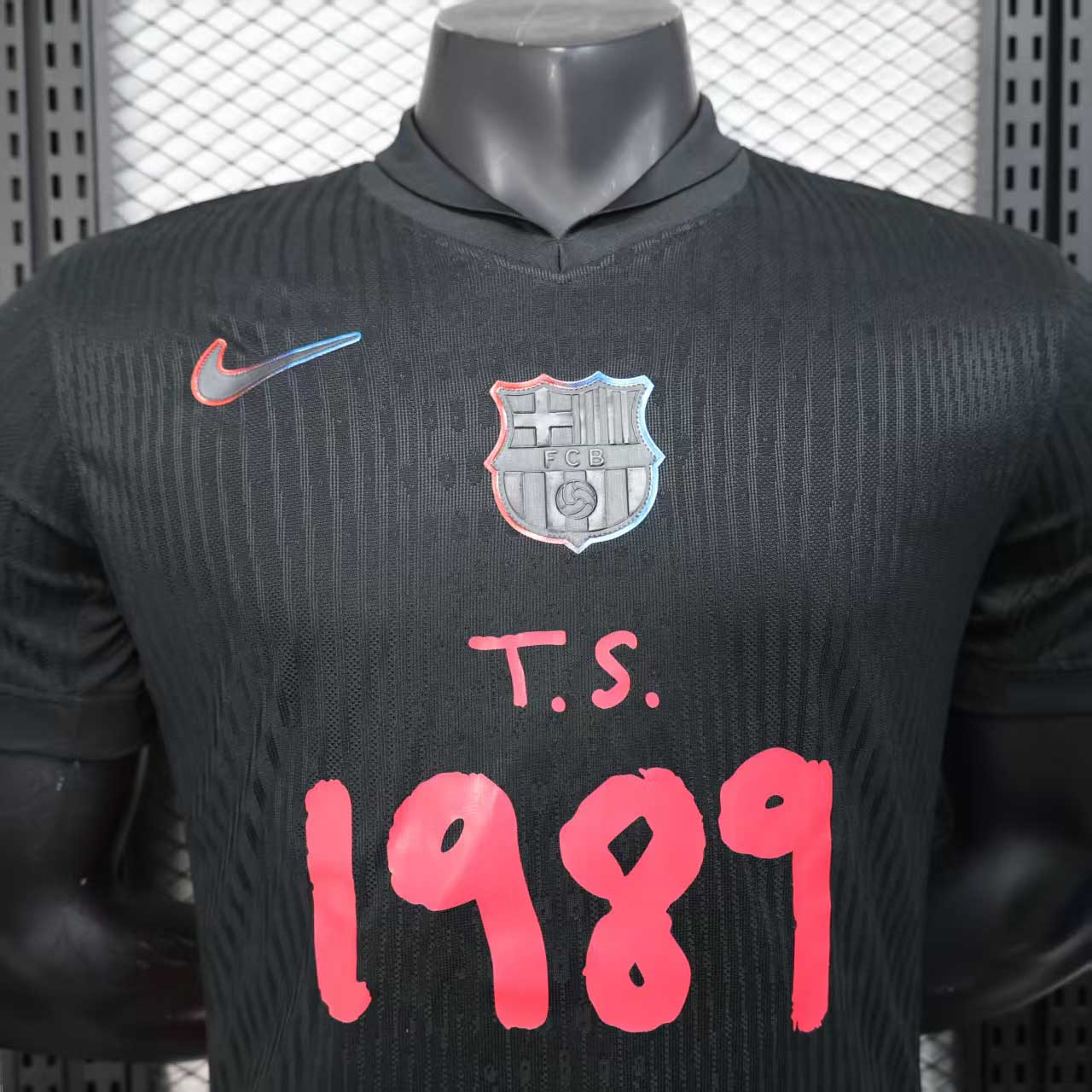 2025/2026 Player Version Barcelona Away 1989 Advertise Football Jersey 1:1 Thai Quality