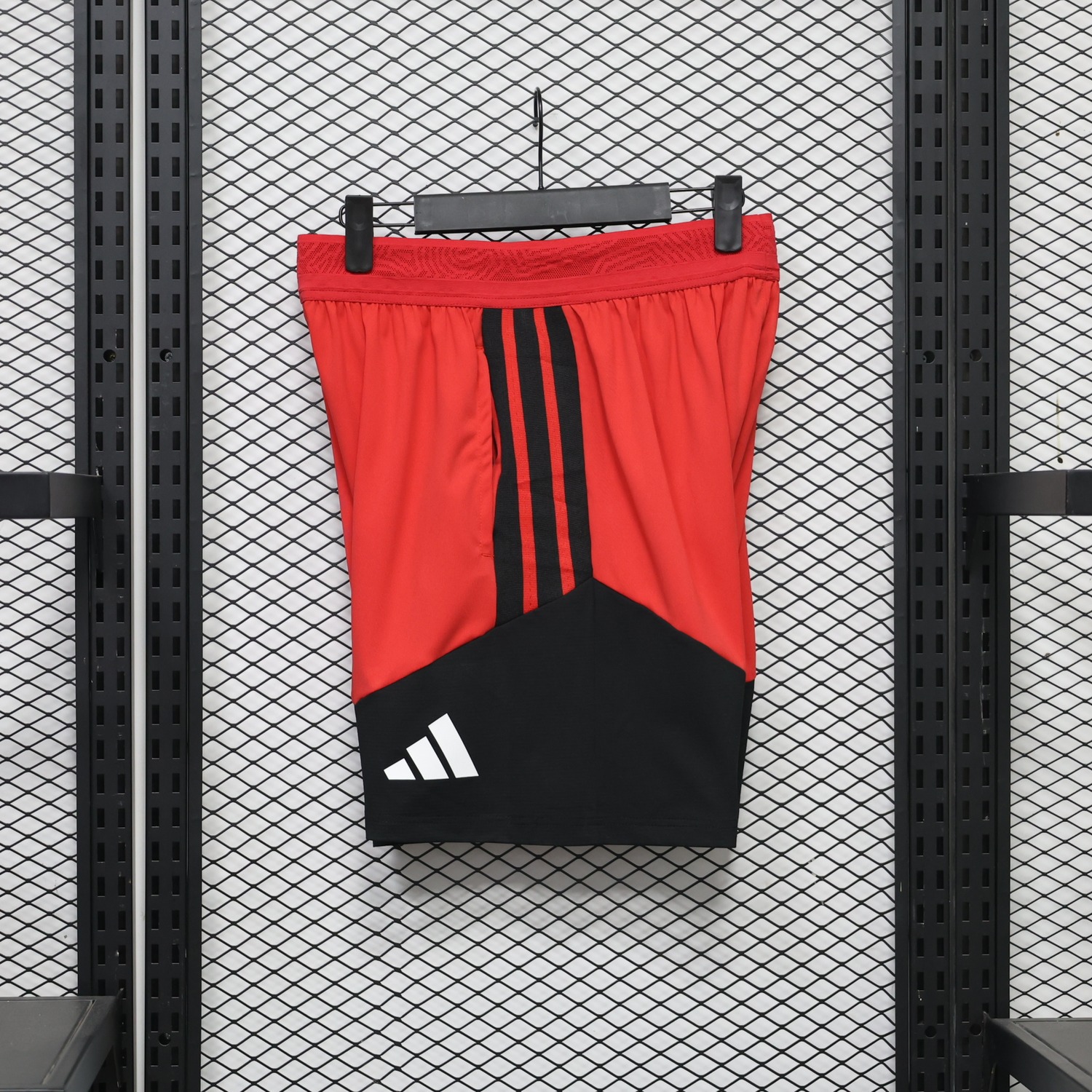 Manchester United 26-27 Red Black Shorts - Player Version - UnitedFutballJersey