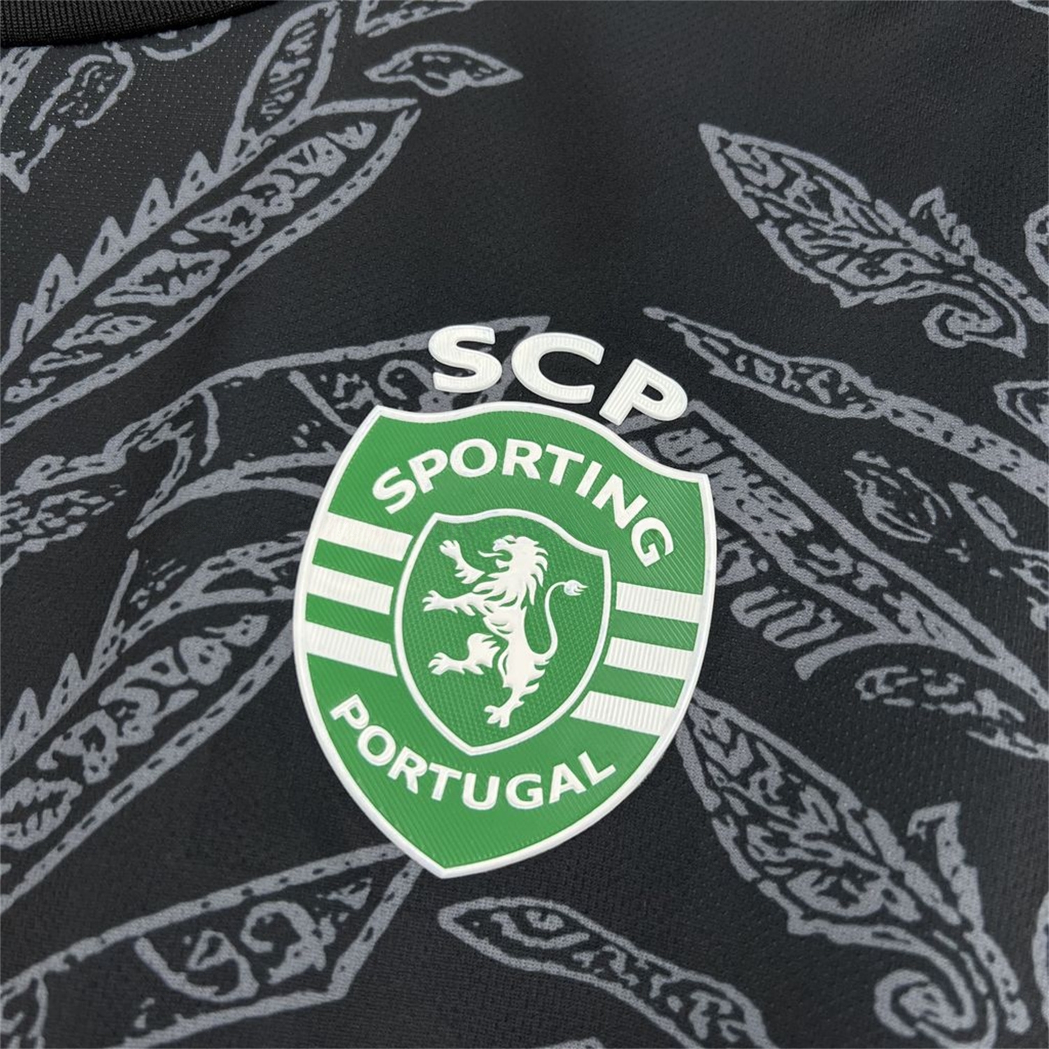 Sporting CP 25-26 Black Grey Goalkeeper Jersey - Fans Version - UnitedFutballJersey