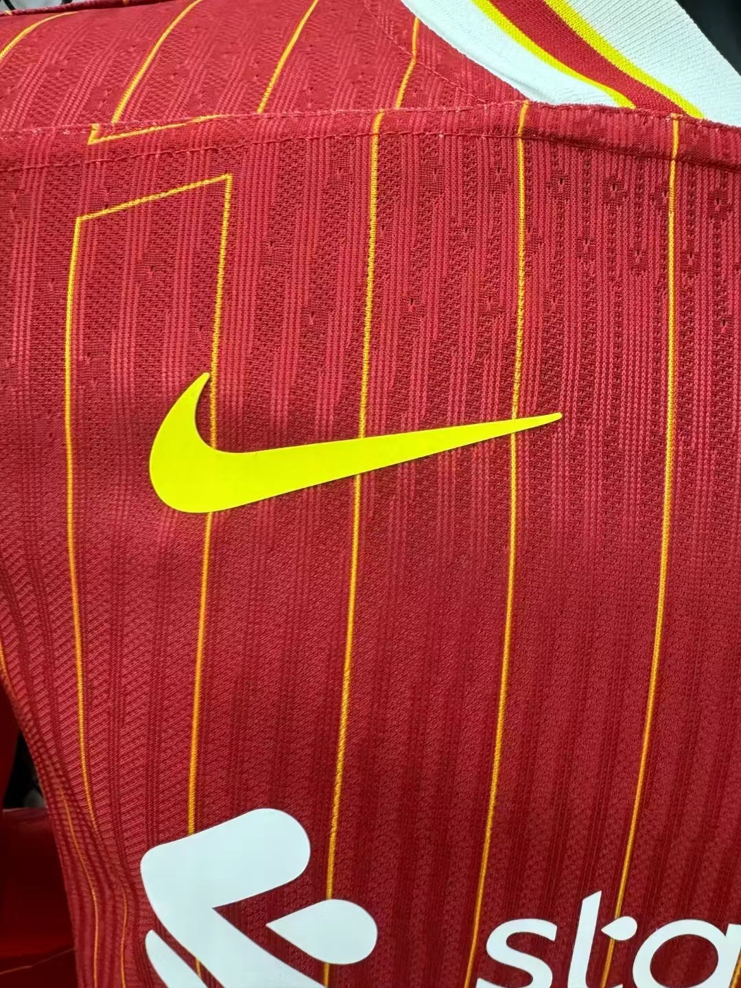 2024/2025 Long Sleeve Liverpool Home Player Version Football Shirt 1:1 Thai Quality