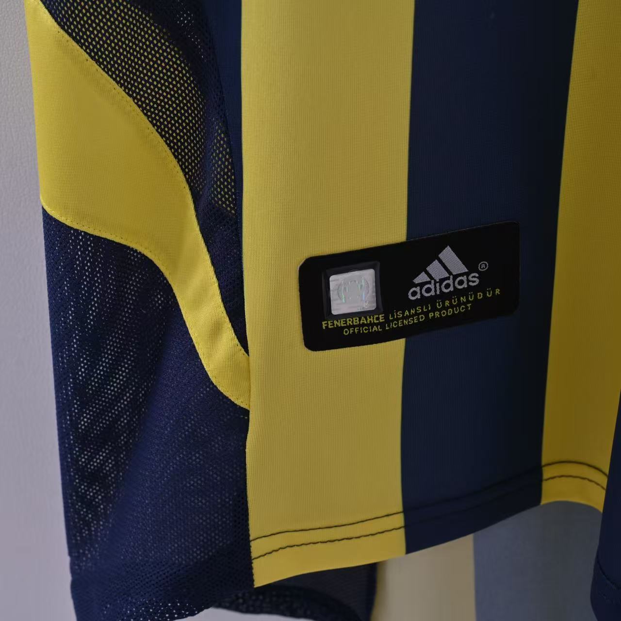 2005/2006 Retro Fenerbahce Home Football Shirt 1:1 Thai Quality