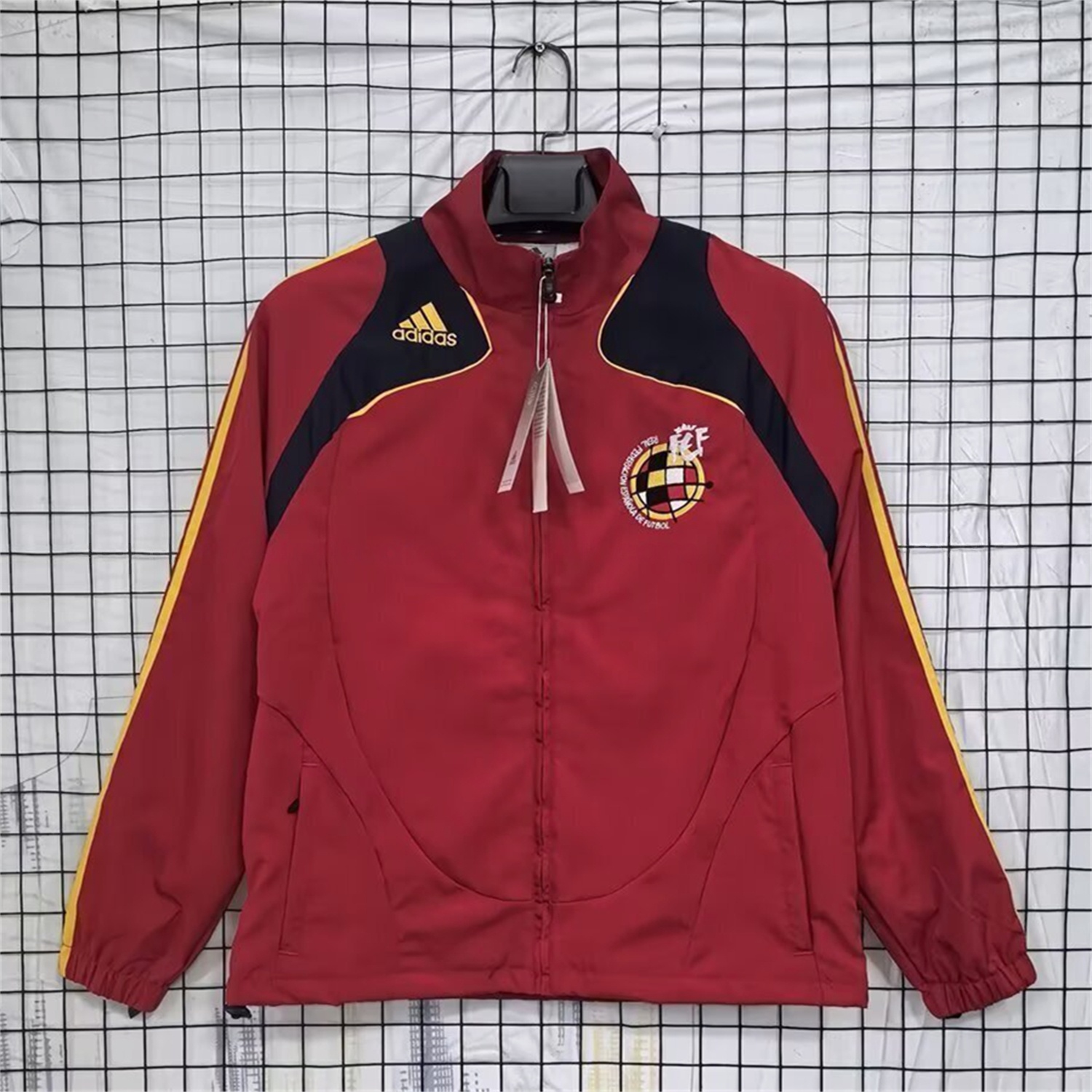 Retro Spain 2007 Red Windbreaker - UnitedFutballJersey